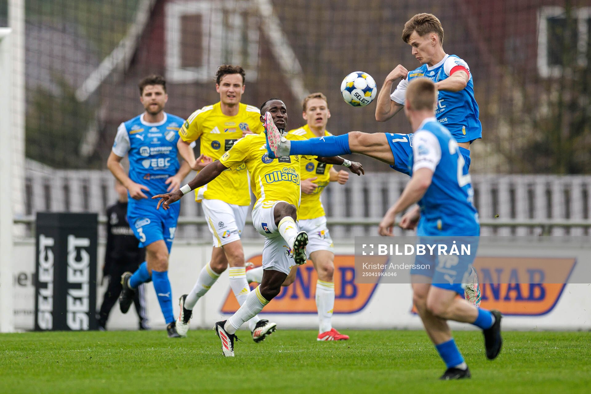 Falkenbergs Wanbe Godwin Aguda och Oddevolds Alexander