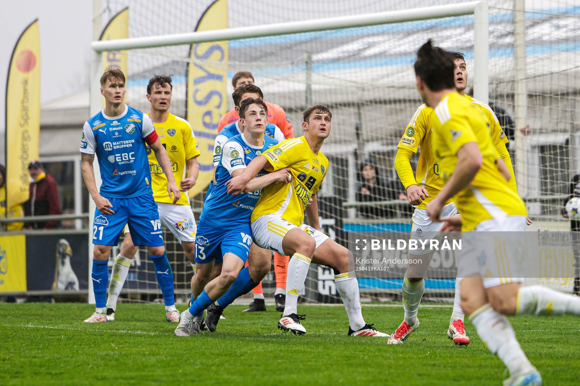 Oddevolds Adam Stroud och Falkenbergs Noel Hansson