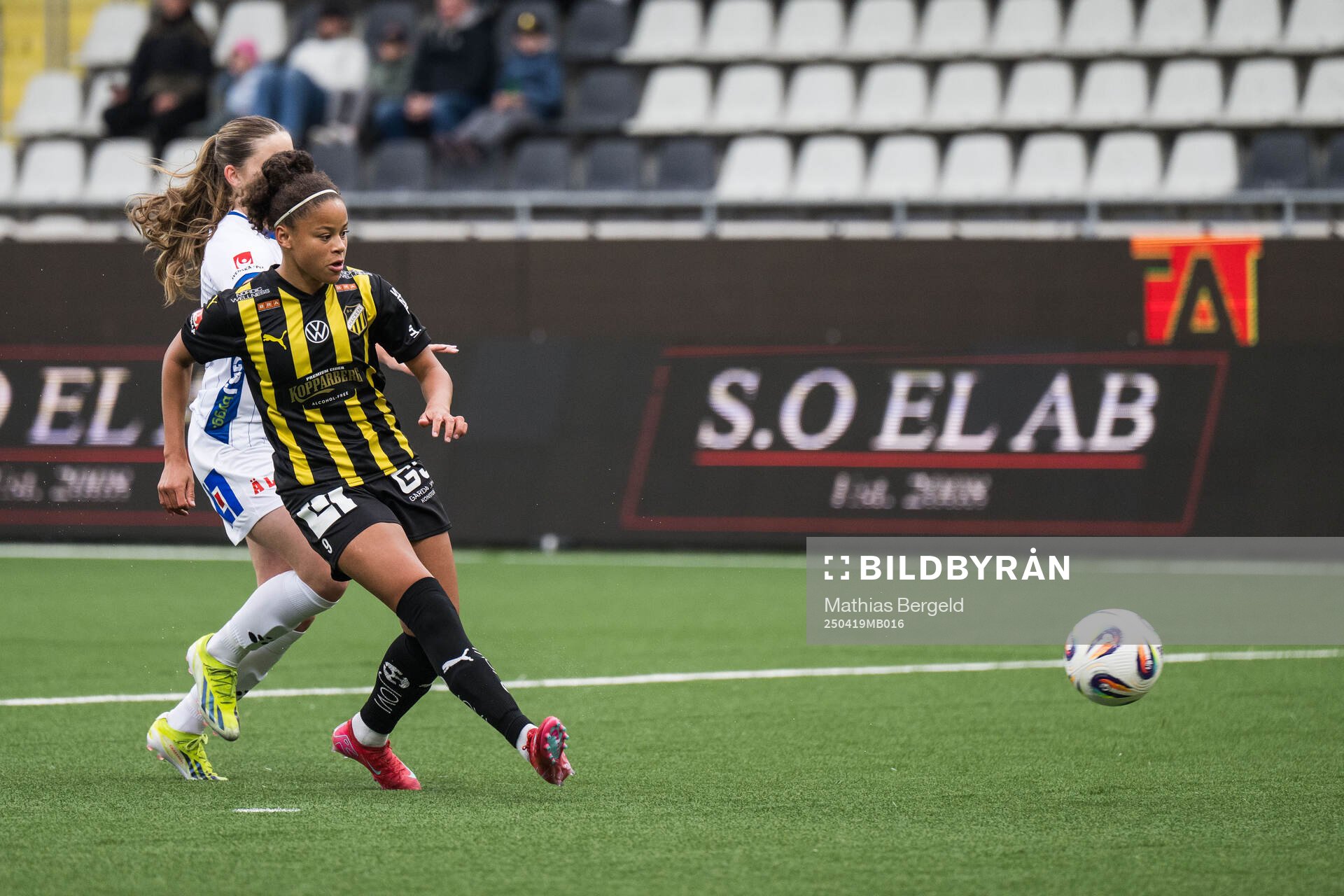 Häckens Felicia Schröder gör 1-0