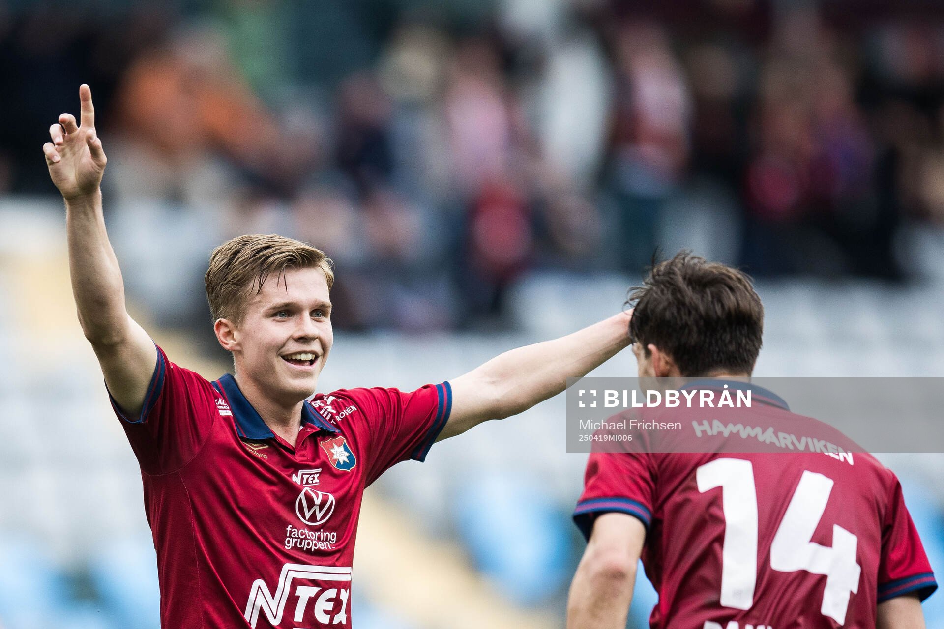 Örgrytes Isak Dahlqvist jublar