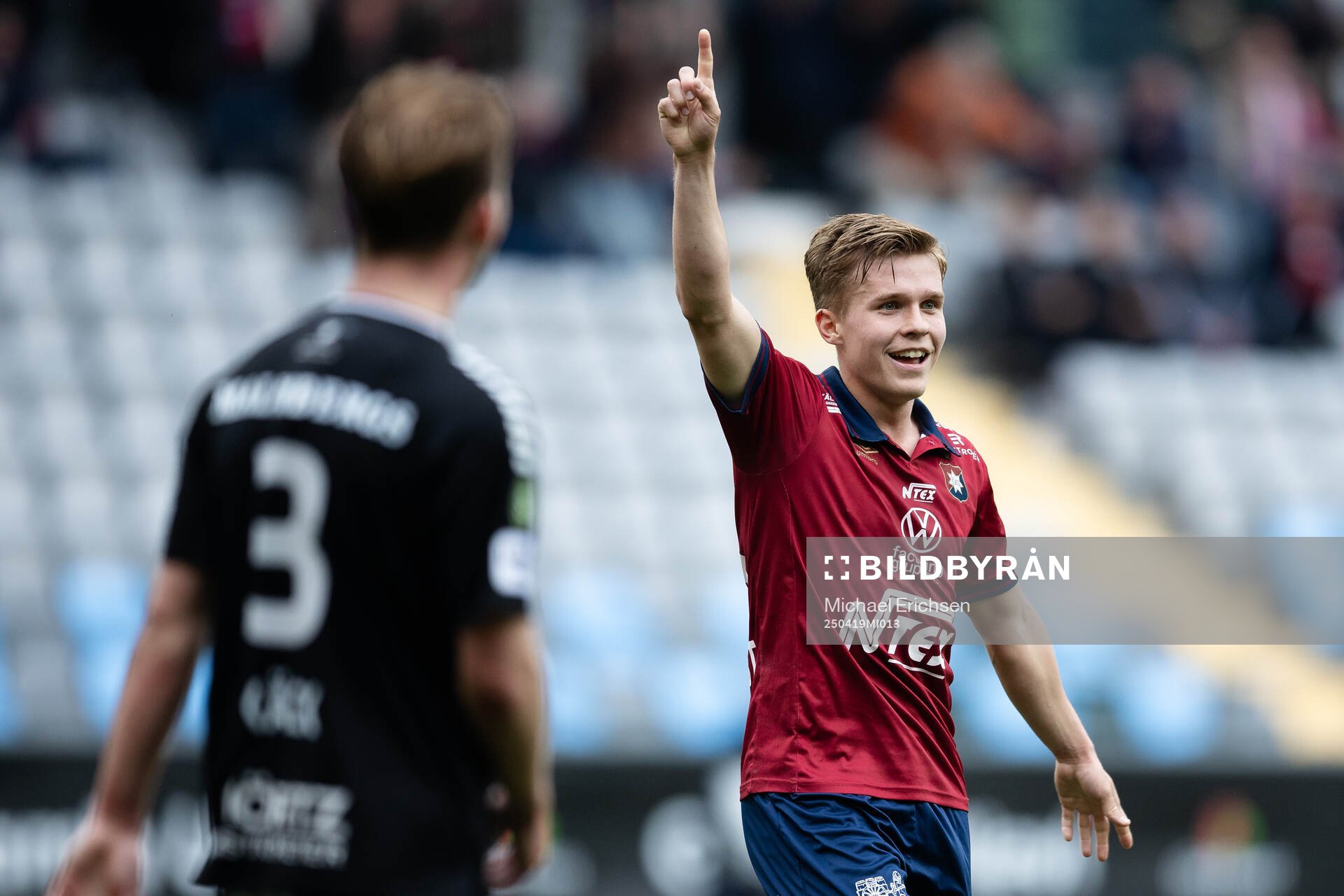 Örgrytes Isak Dahlqvist jublar