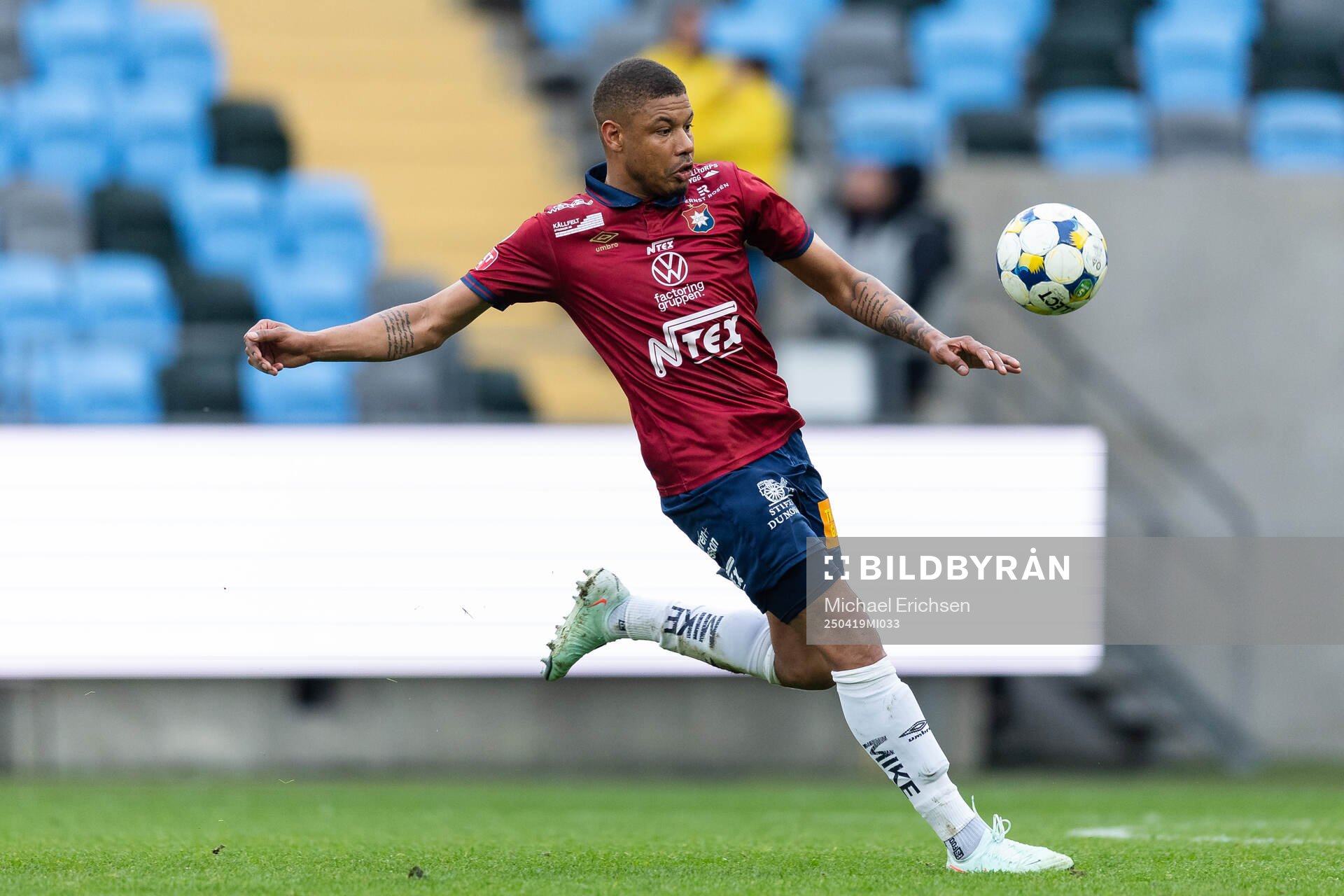 Örgrytes Mikael Dyrestam under fotbollsmatchen i Superettan mellan Örgryte och Örebro den 19 april 2025 i Göteborg. 