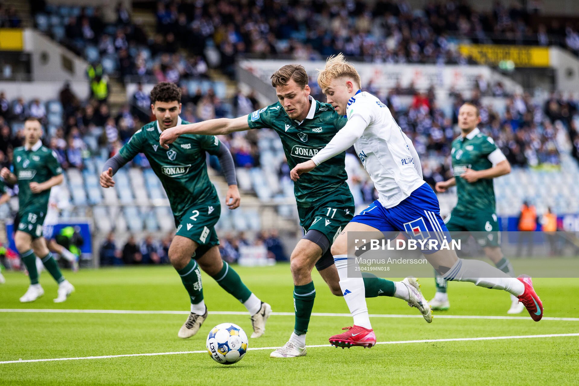 Halmstads Villiam Granath och IFK Norrköpings Isak Andri
