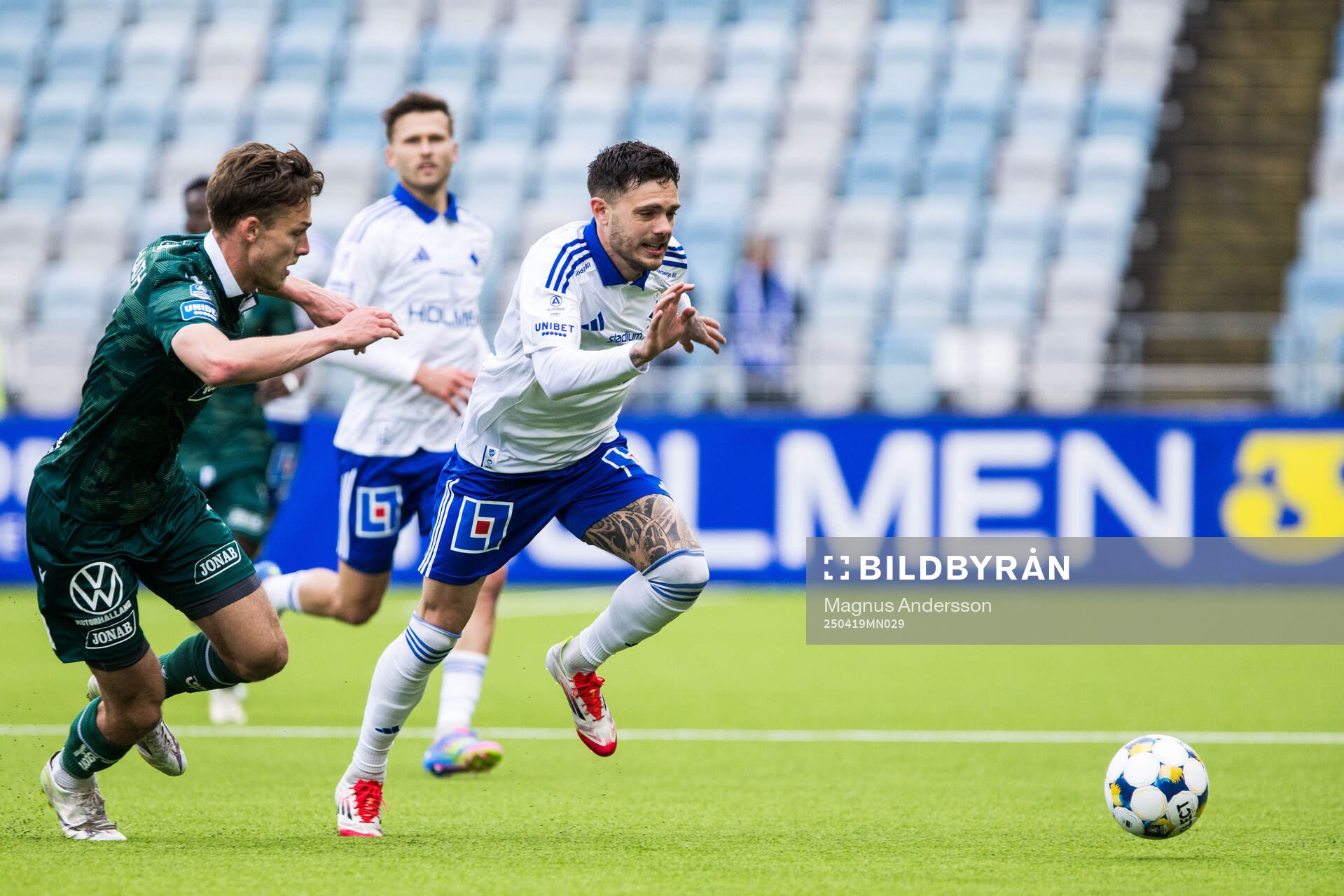 Halmstads Villiam Granath och IFK Norrköpings David Moberg
