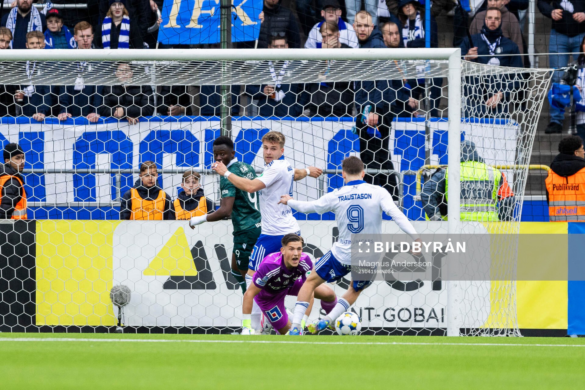 IFK Norrköpings Amadeus Sögaard och målvakt David