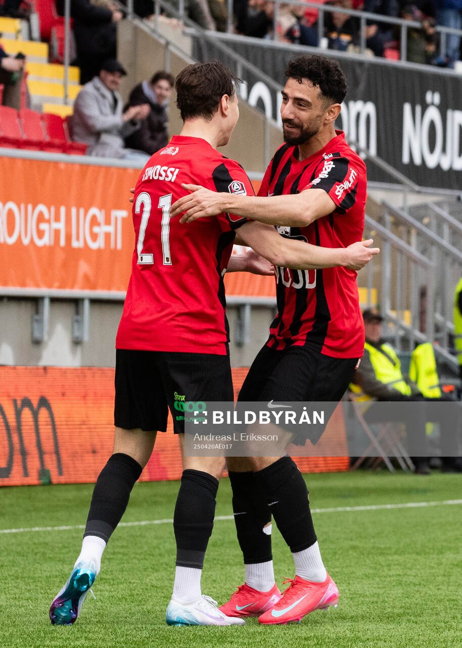 Brommapojkarnas Alex Timossi Andersson jublar