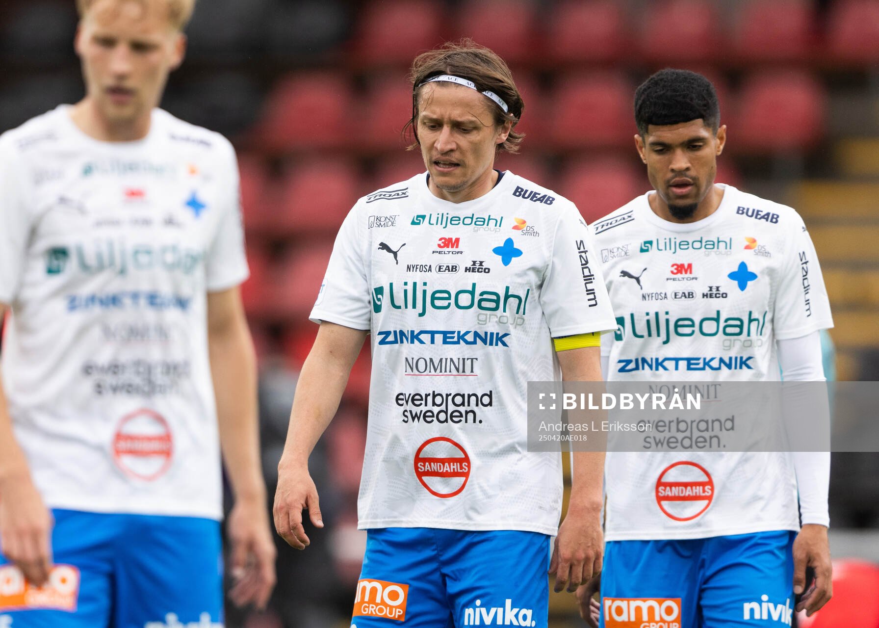 Värnamos Simon Thern och Luke Le Roux deppar