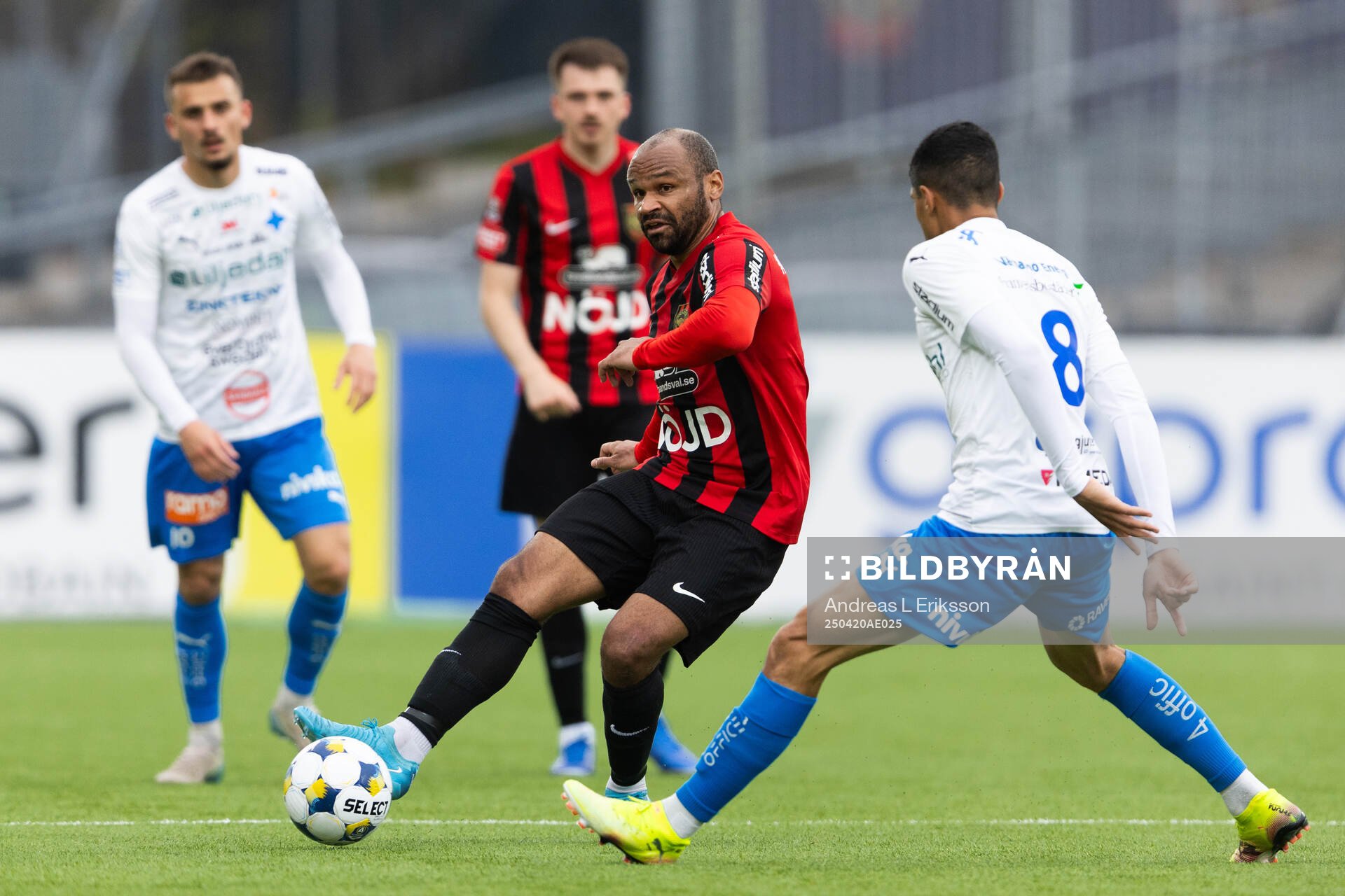 Brommapojkarnas Daleho Irandust och Värnamos Luke Le Roux
