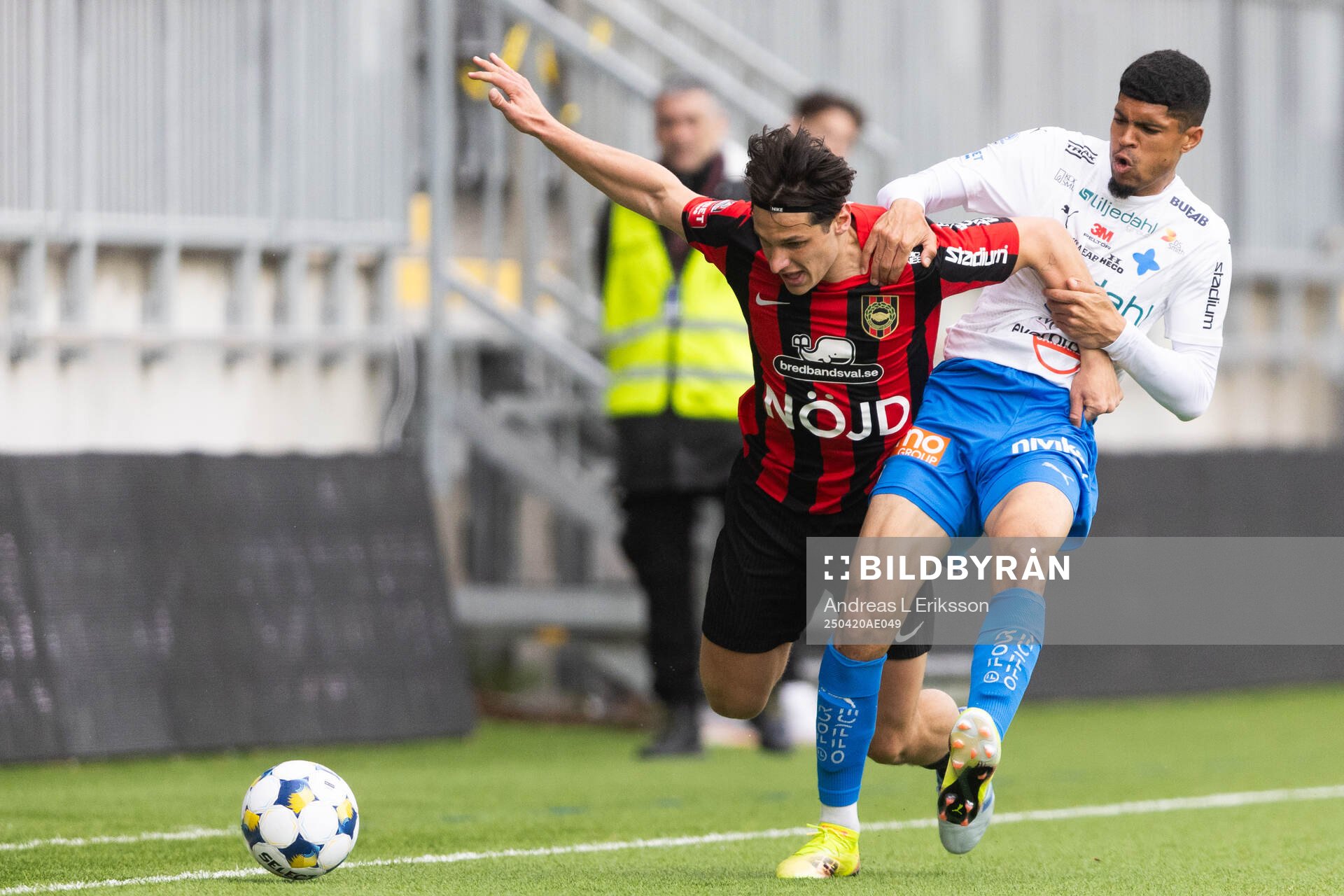 Brommapojkarnas Kevin Ackermann och Värnamos Luke Le Roux