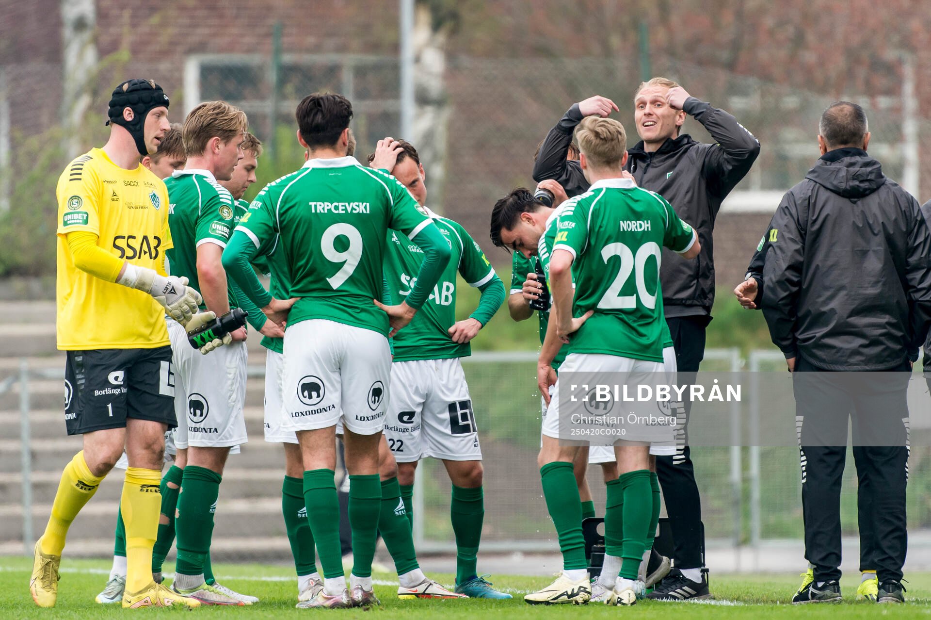 Brages tränare William Bergendahl samlar spelarna