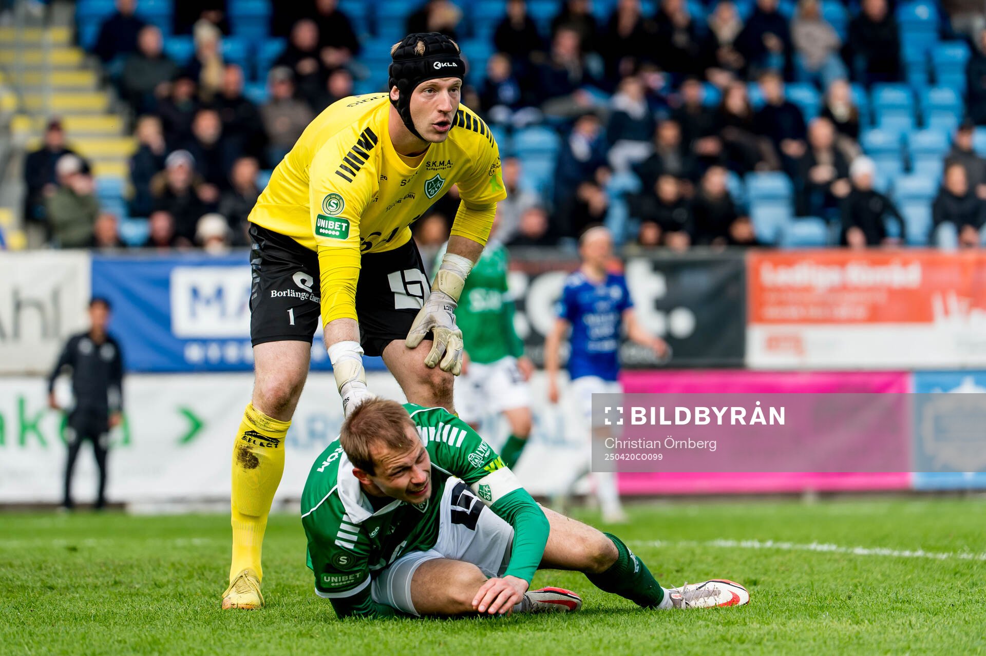 Brages målvakt Viktor Frodig och Alexander Zetterström