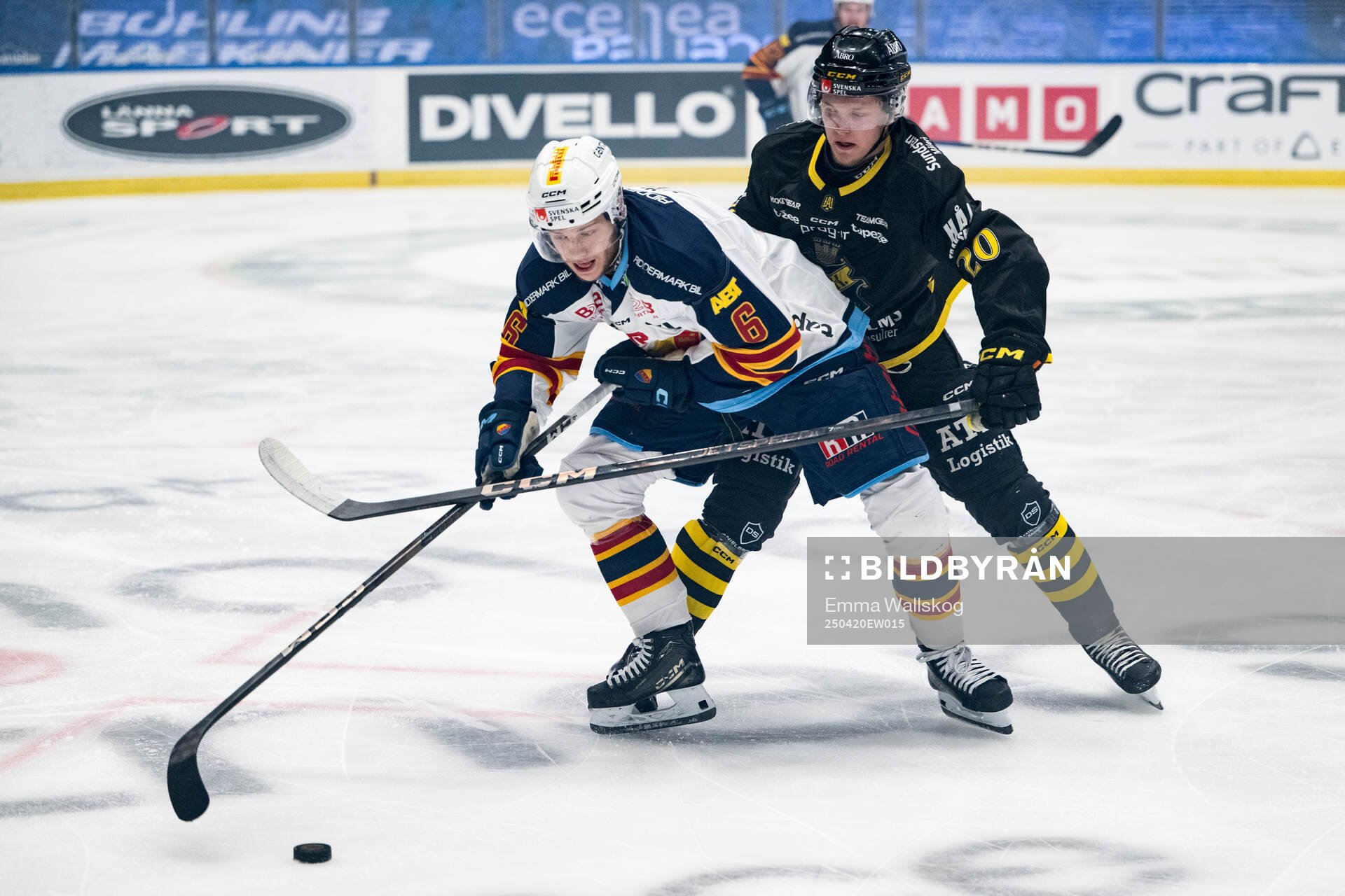 Djurgårdens Mattias Hävelid och AIKs Rasmus Rudslätt