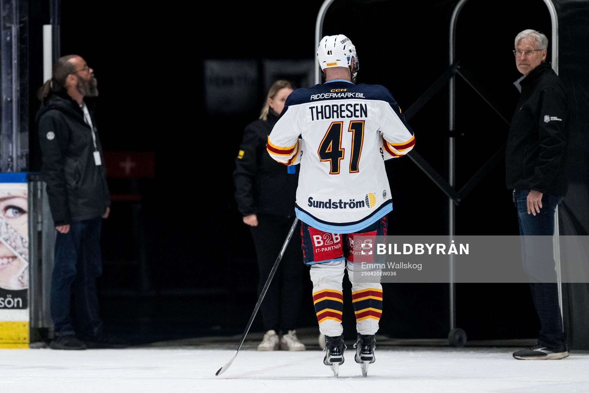 Djurgårdens Patrick Thoresen lämnar isen