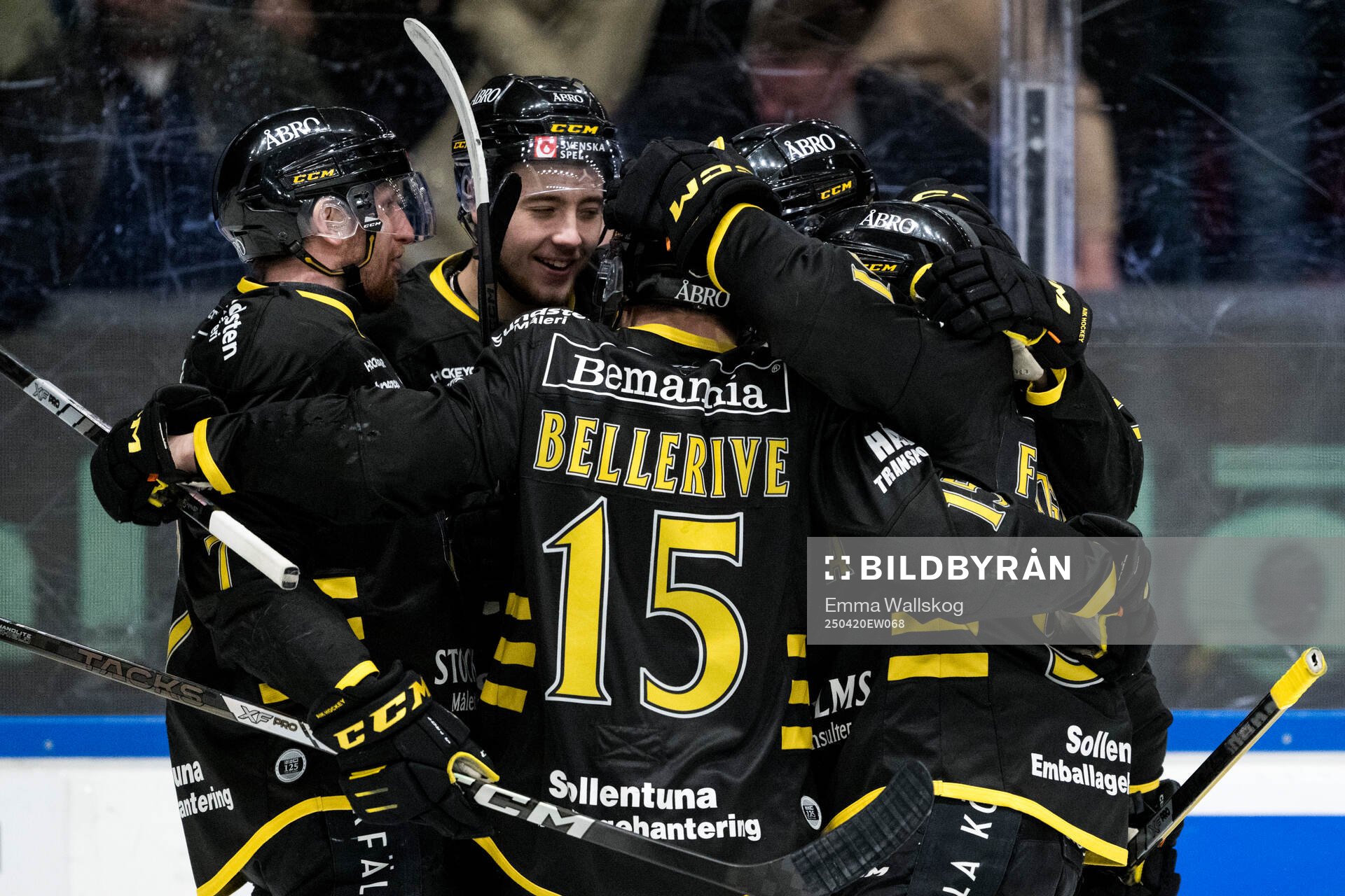 AIKs Lukas Zetterberg jublar