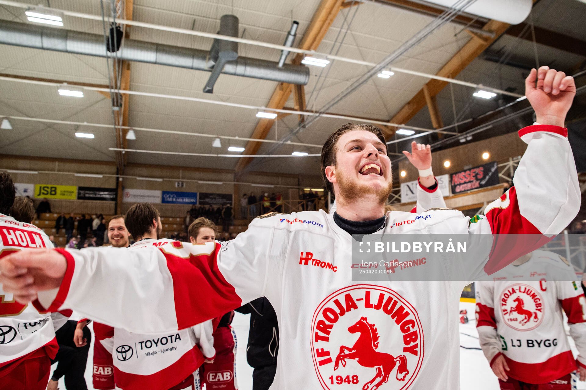 Troja/Ljungbys Fabian Hellström jublar