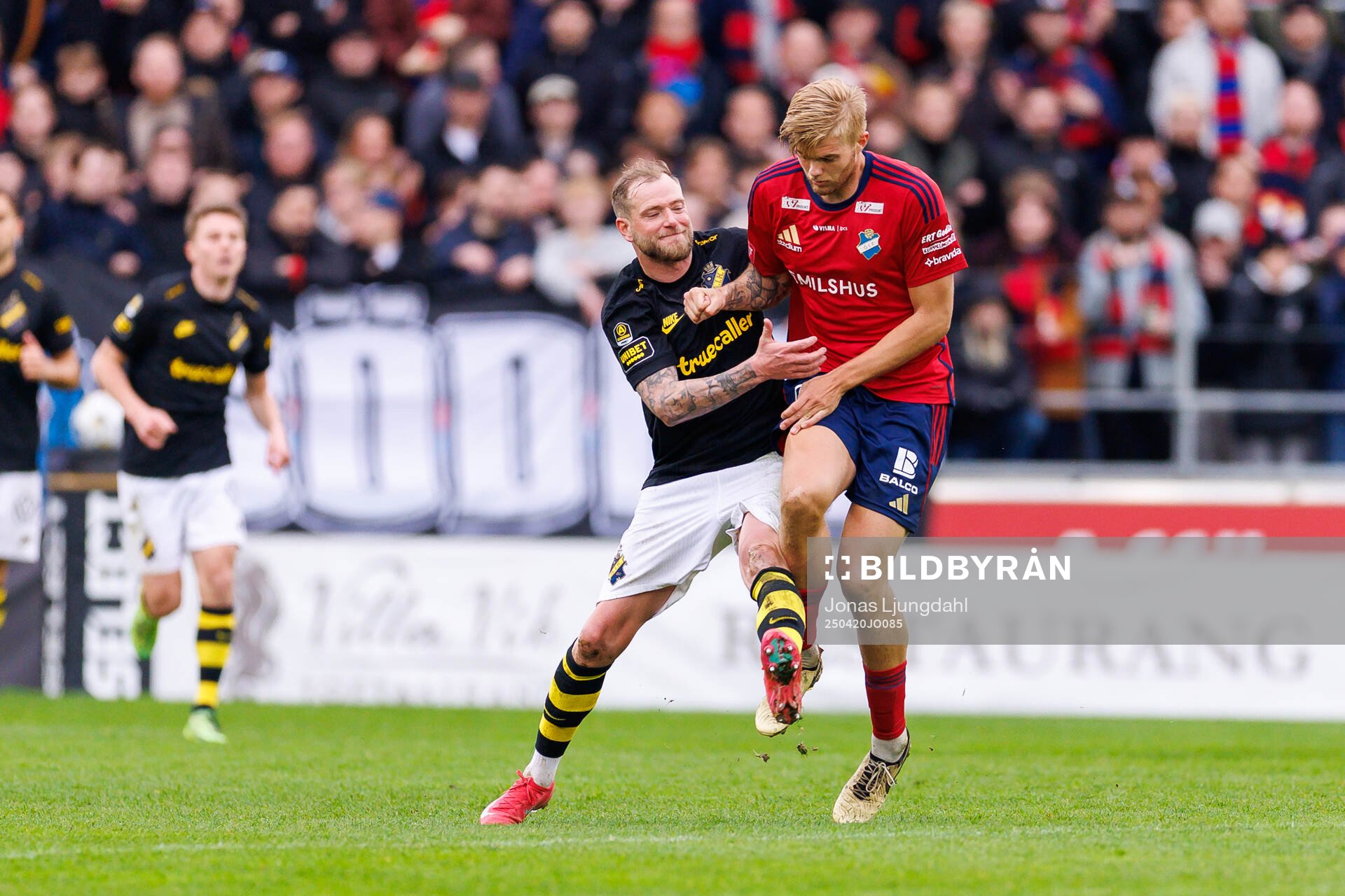 AIKs John Guidetti och Östers Mattis Adolfsson