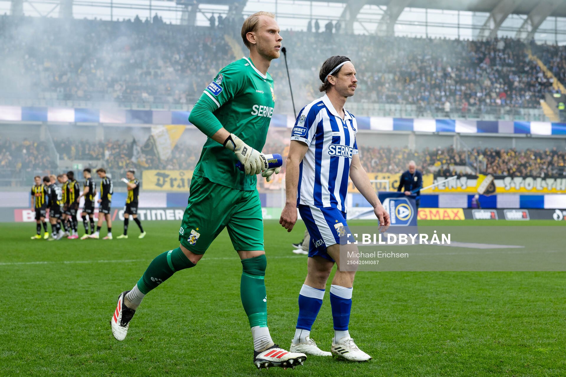IFK Göteborgs målvakt Pontus Dahlberg och Gustav Svensson