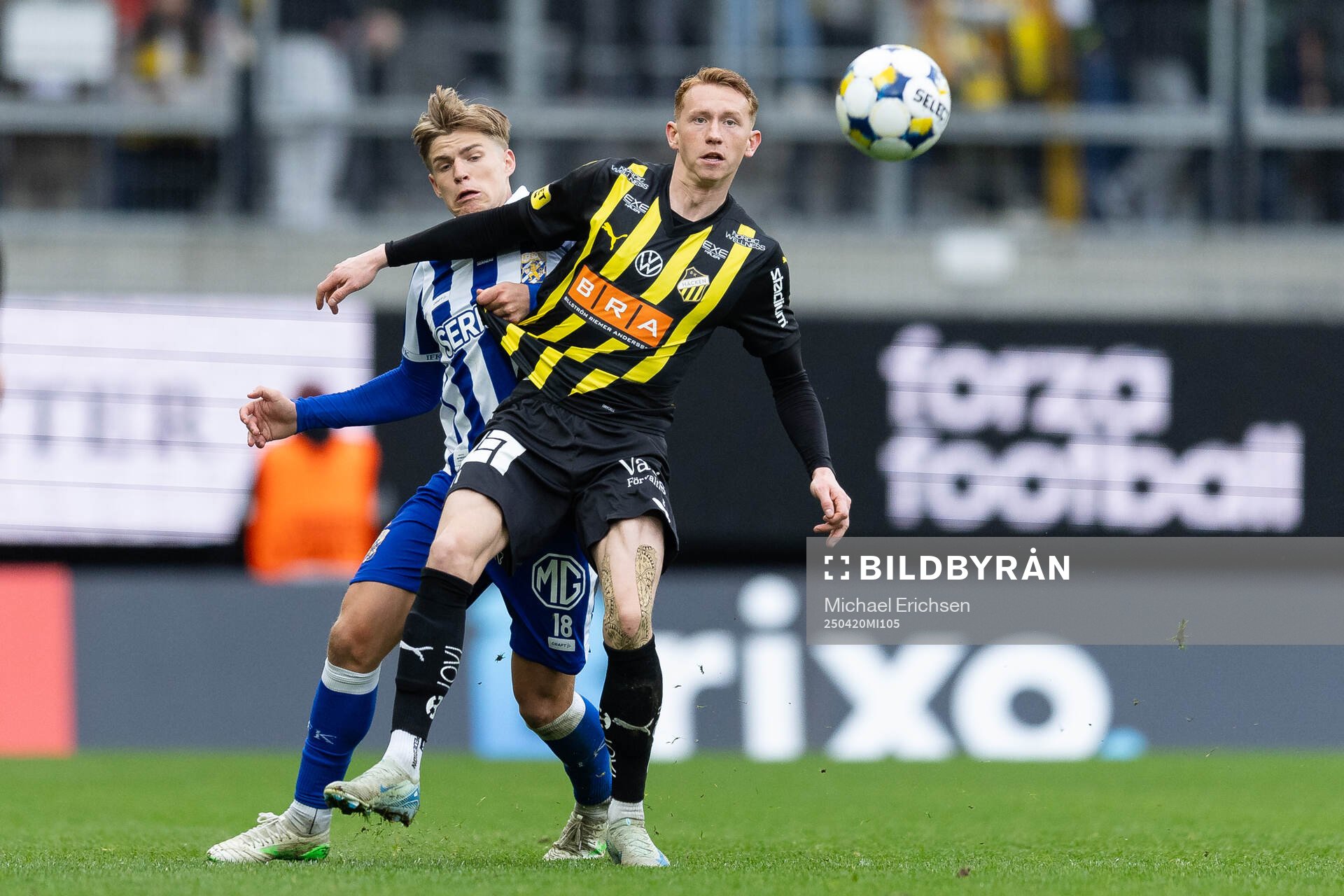 IFK Göteborgs Felix Eriksson och Häckens Julius Lindberg
