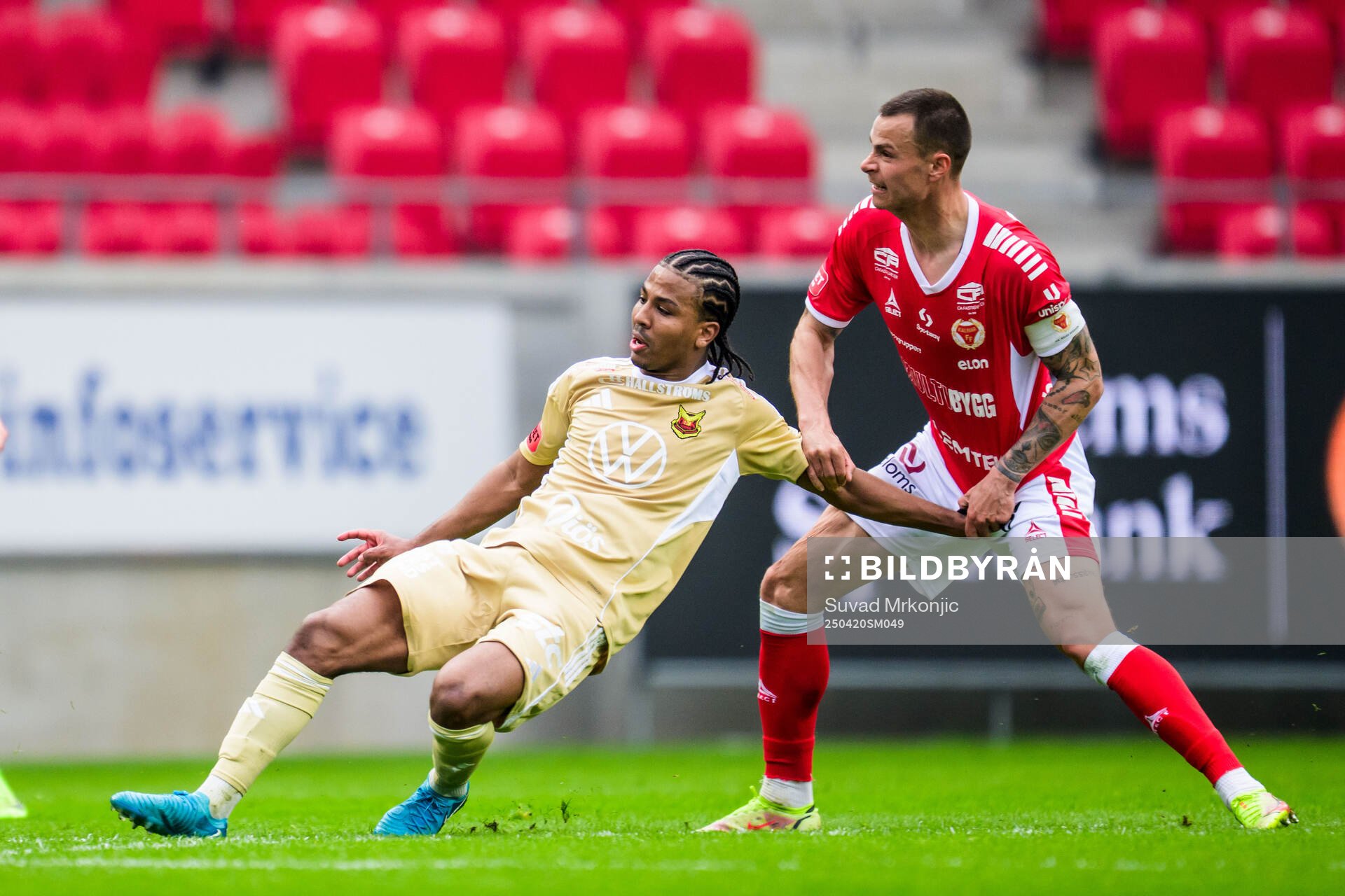 Östersunds Nebiyou Perry och Kalmars Melker Hallberg
