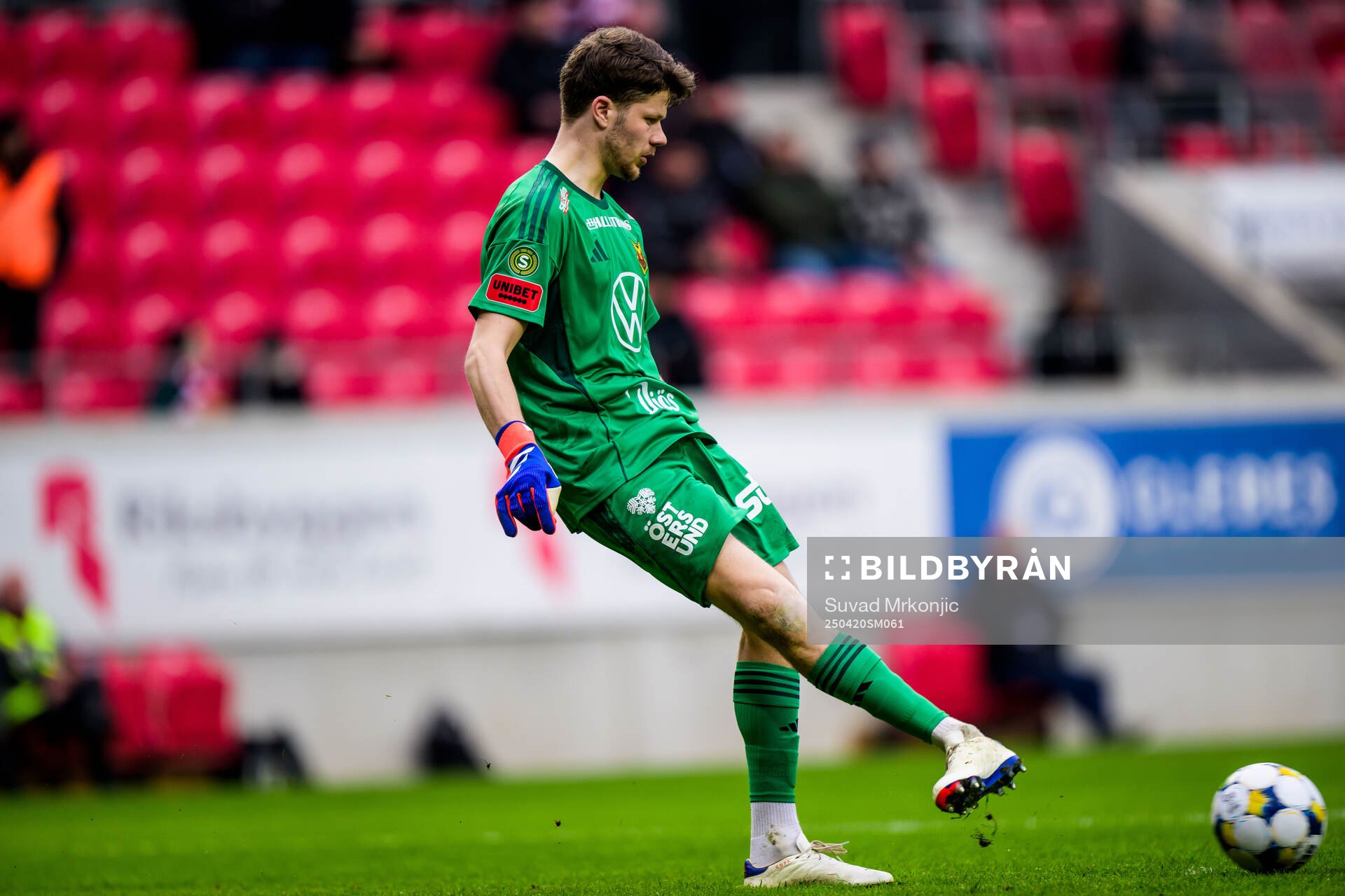 Östersunds Frank Stople under fotbollsmatchen i Superettan mellan Kalmar och Östersund den 20 april 2025 i Kalmar. 
