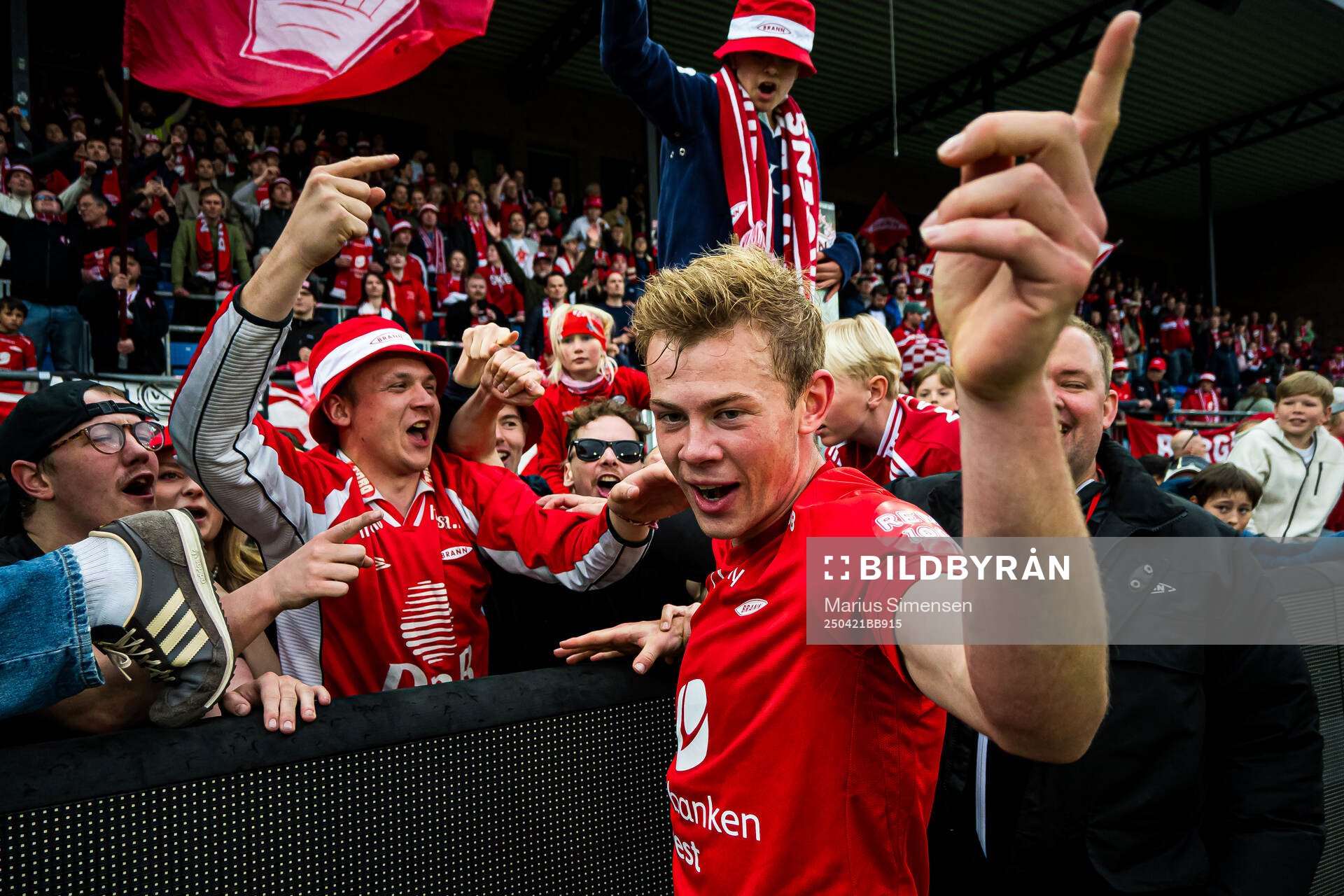 Aune Heggebø of Brann celebrates