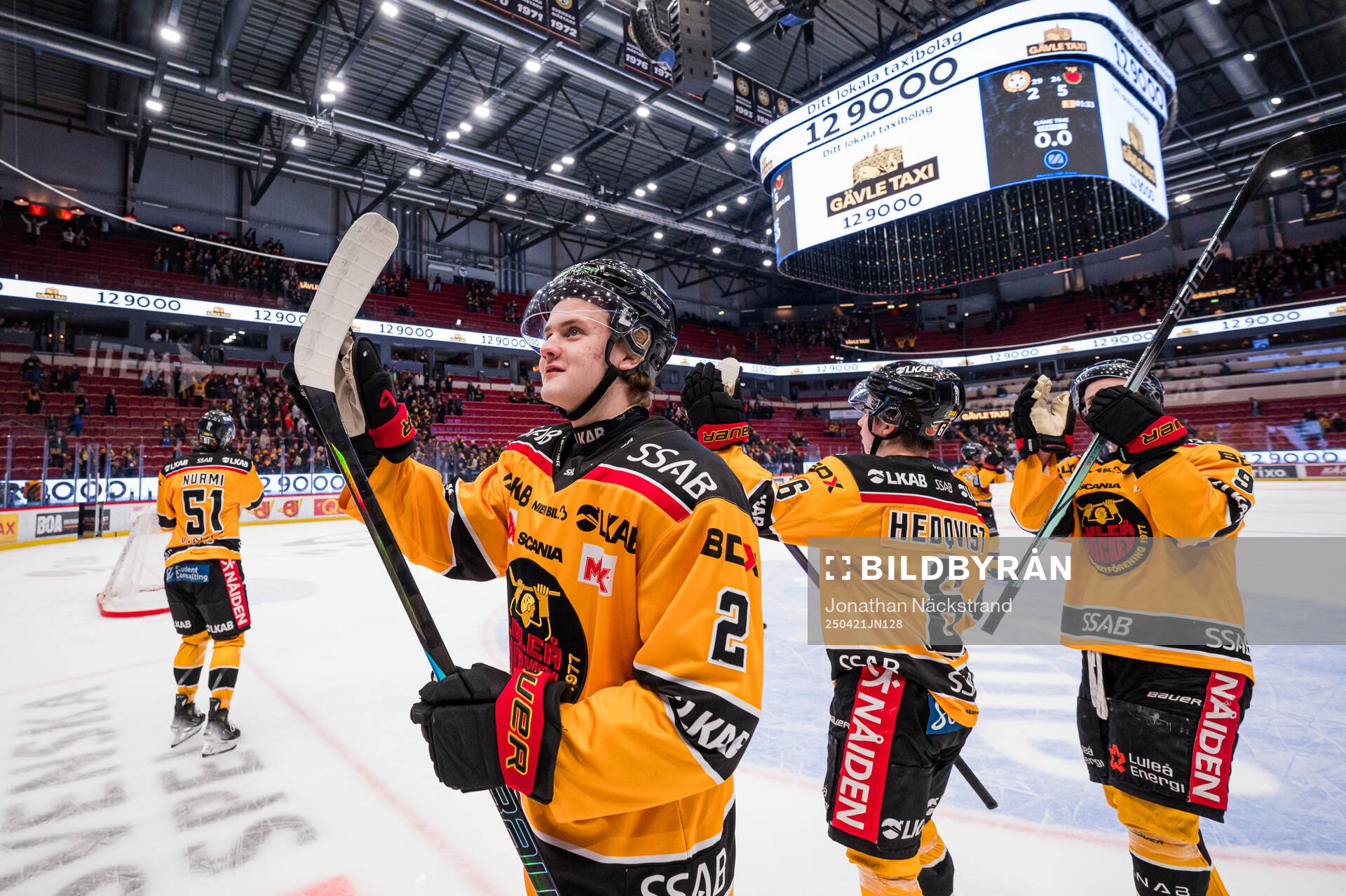 Luleås Arttu Tuhkala jublar