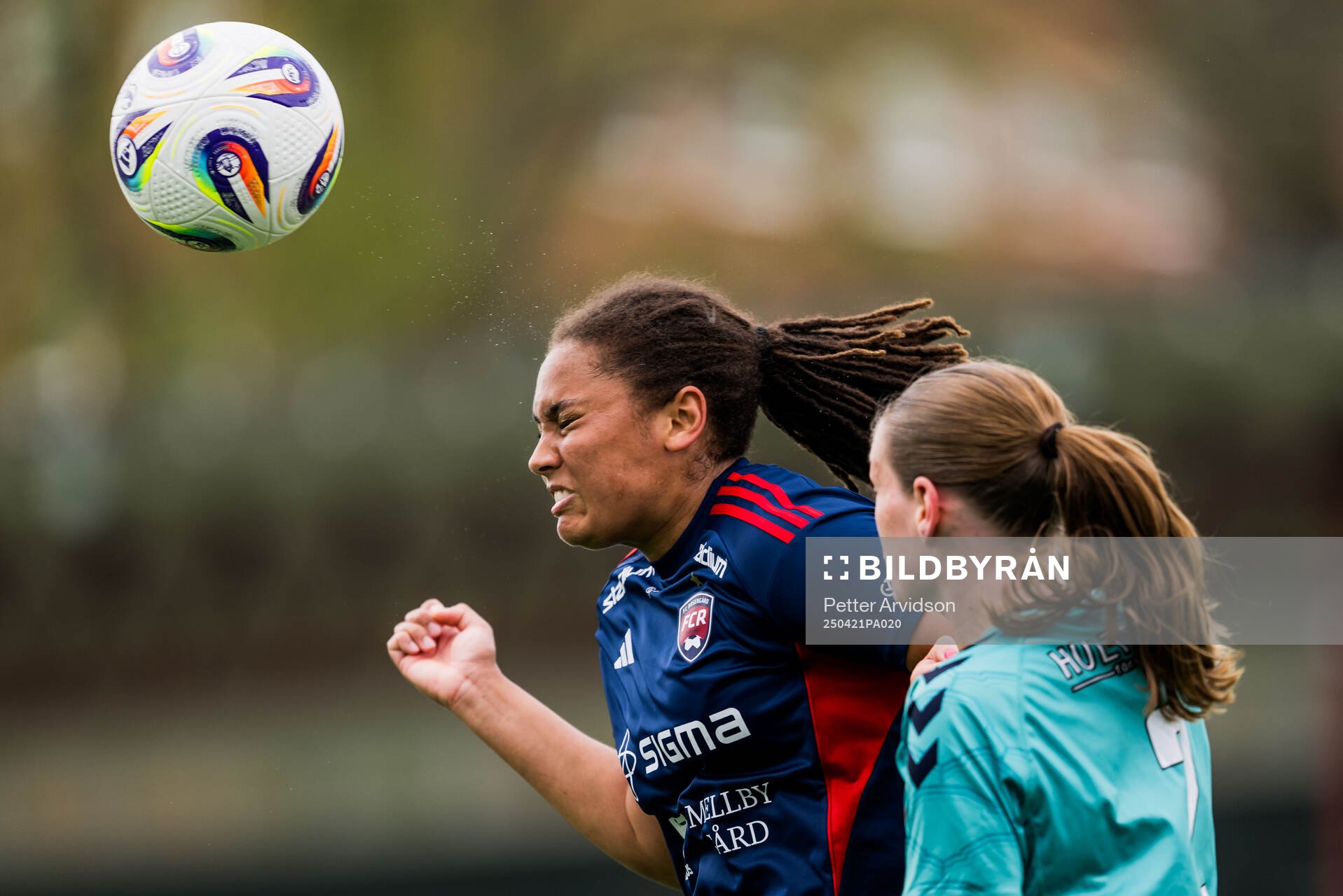 Rosengårds Jo-Anne Agbor Tataw Cronquist under fotbollsmatchen i Damallsvenskan mellan Rosengård och Kristianstad den 21 april 2025 i Malmö.