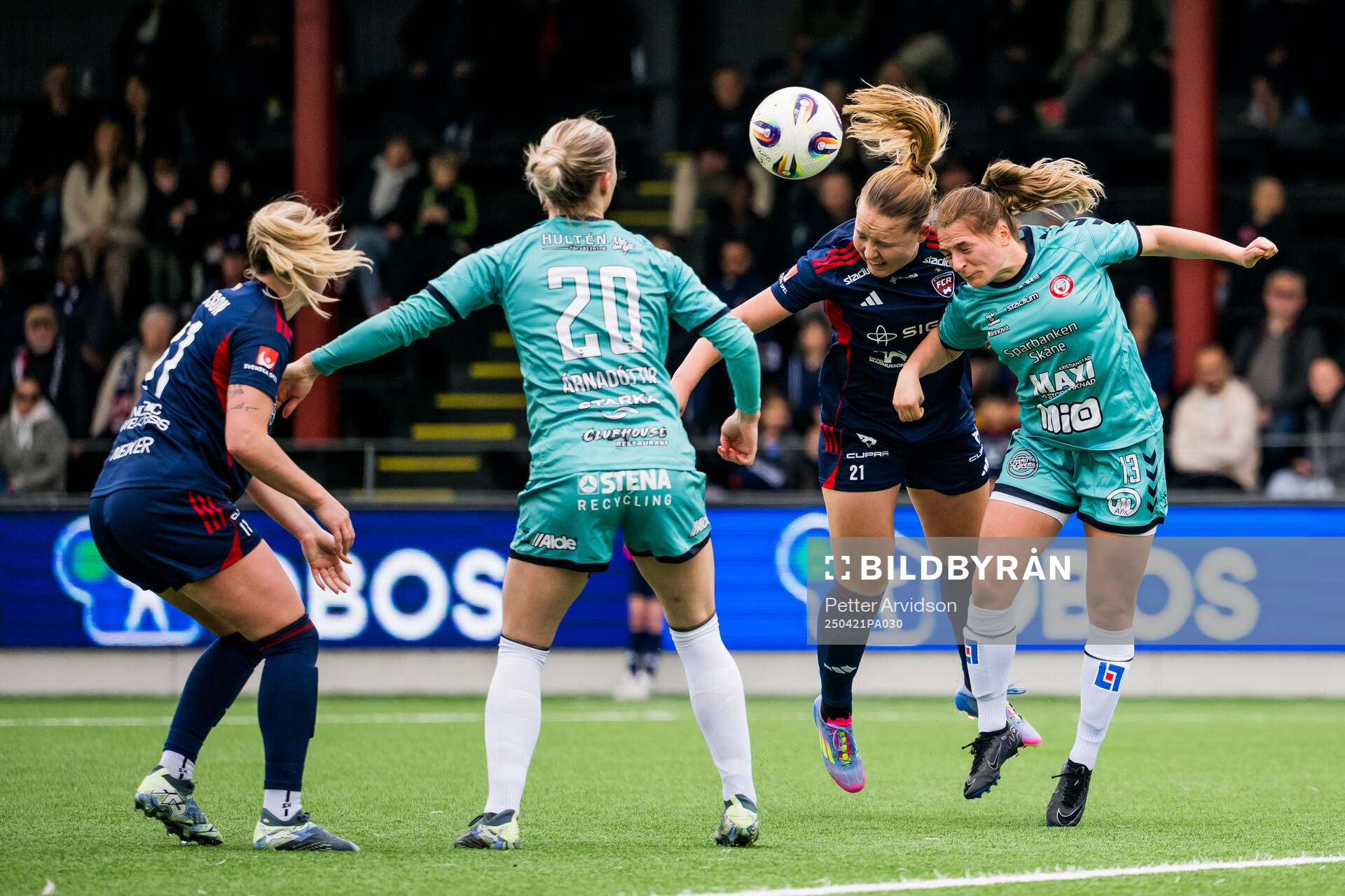 Rosengårds Oona Sevenius och Kristianstads Emma Petrovic