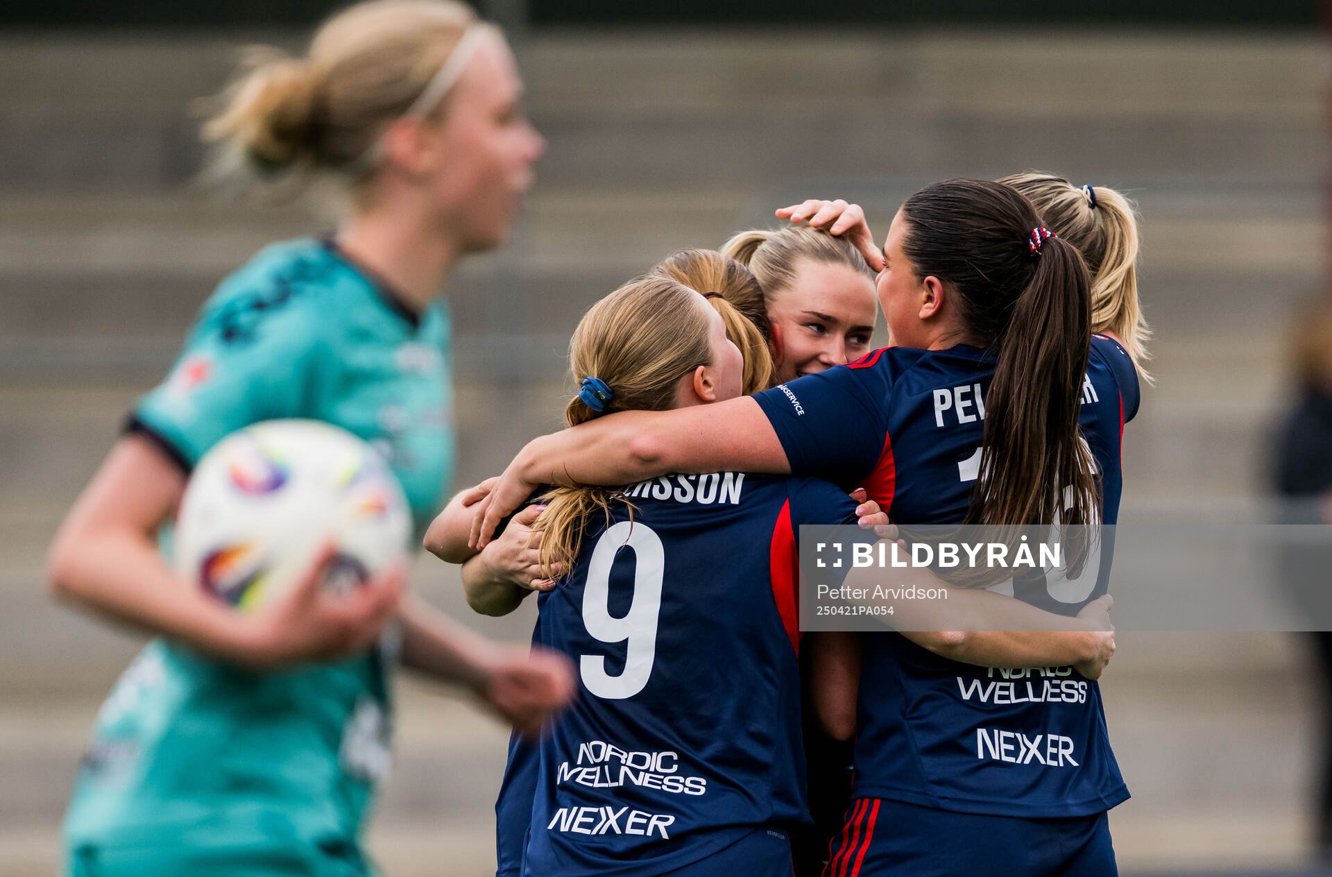 Rosengårds Oona Sevenius jublar