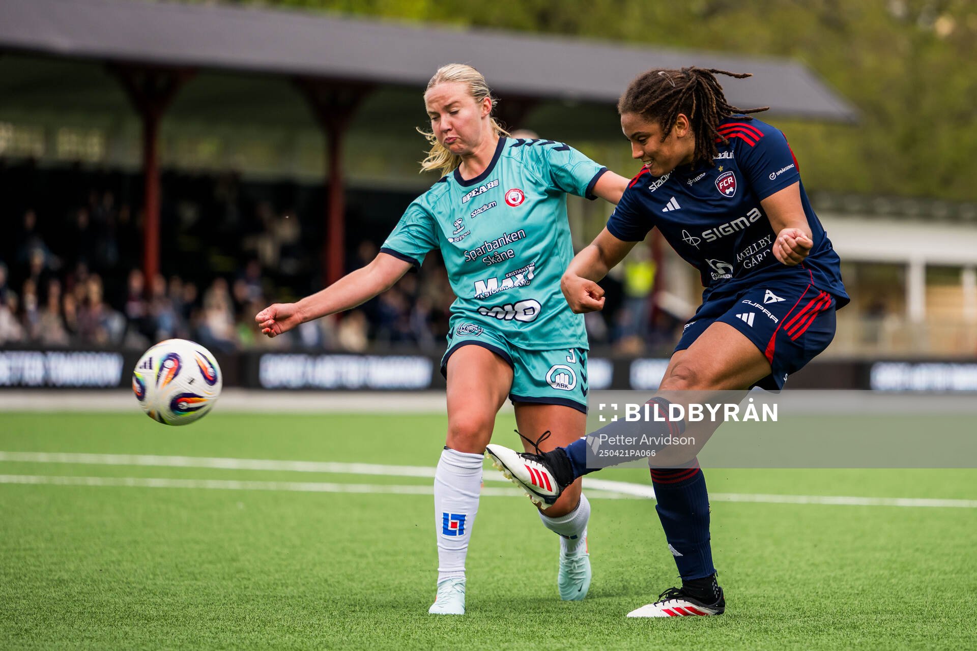 Kristianstads Mathilde Janzen och Rosengårds Jo-Anne Agbor