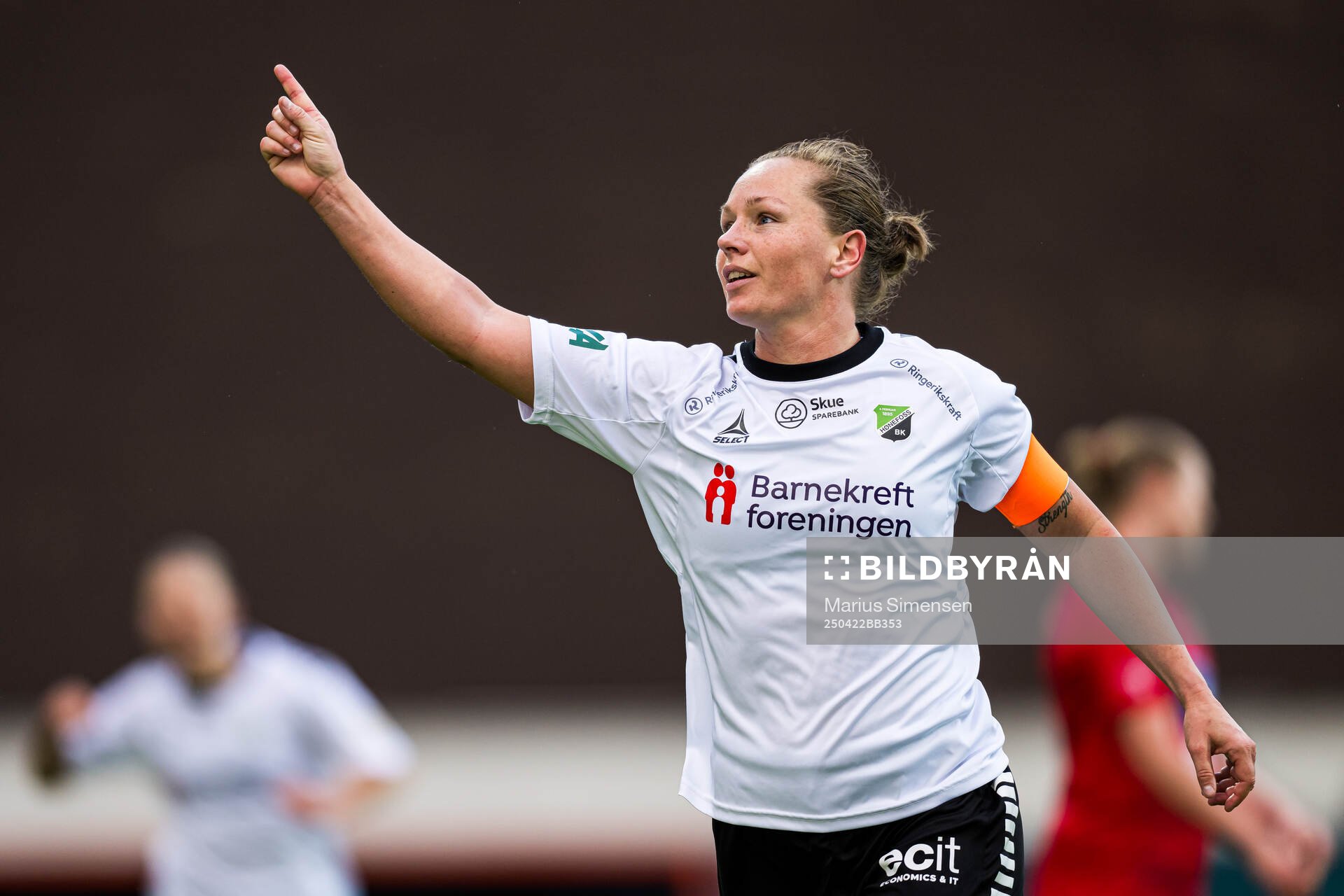 Silje Bekkåsen Nyhagen of Hønefoss celebrates
