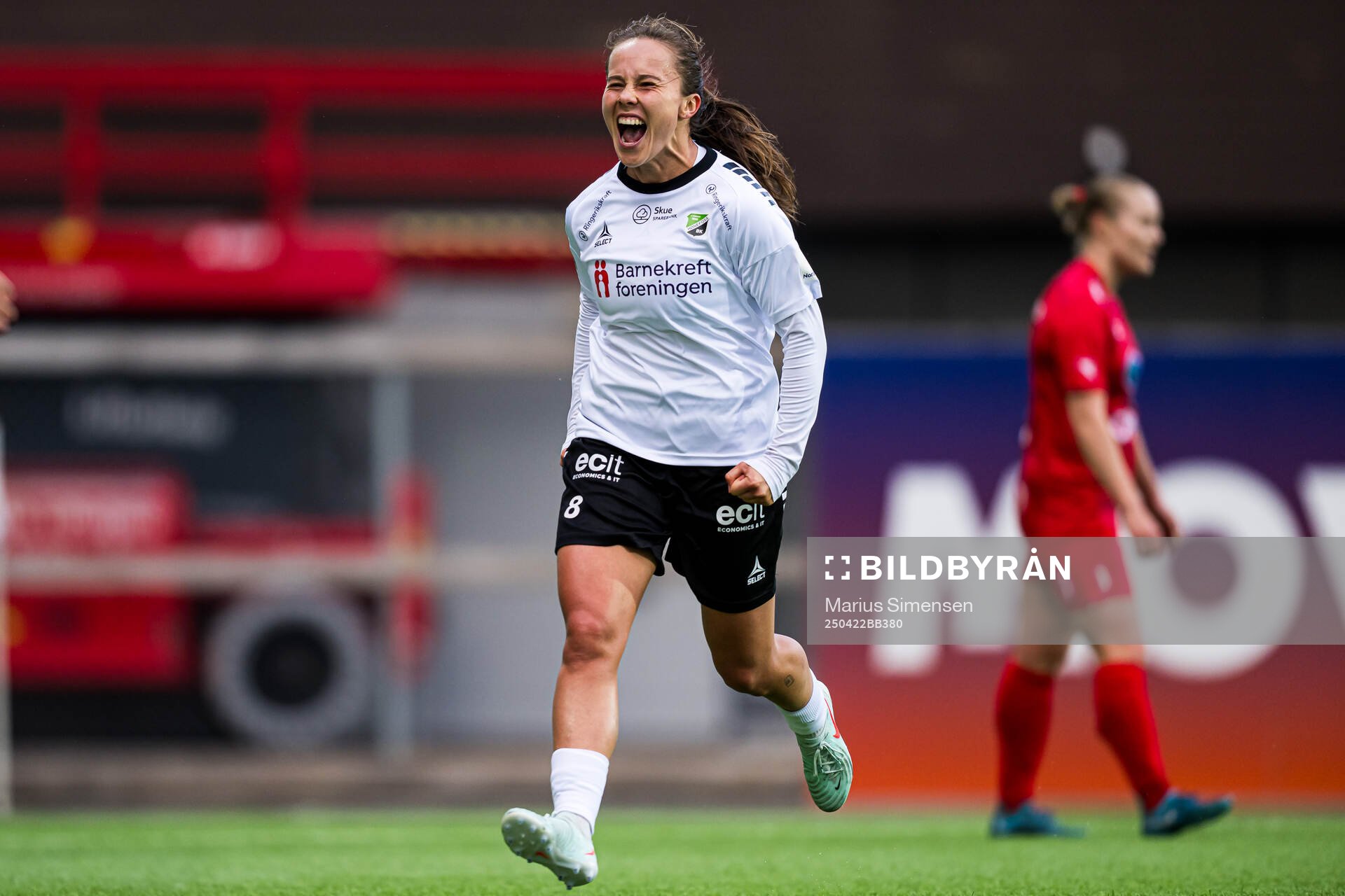 Kristin Sandstad Gumaer of Hønefoss celebrates