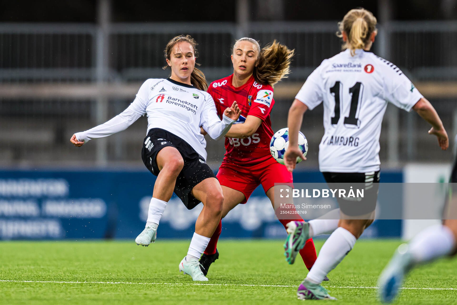 Kristin Sandstad Gumaer of Hønefoss and Hanna Rake