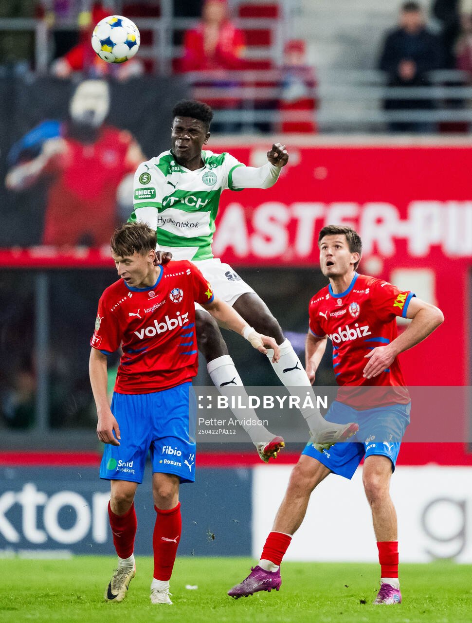 Helsingborgs Lukas Kjellnäs och Västerås Aaron Le