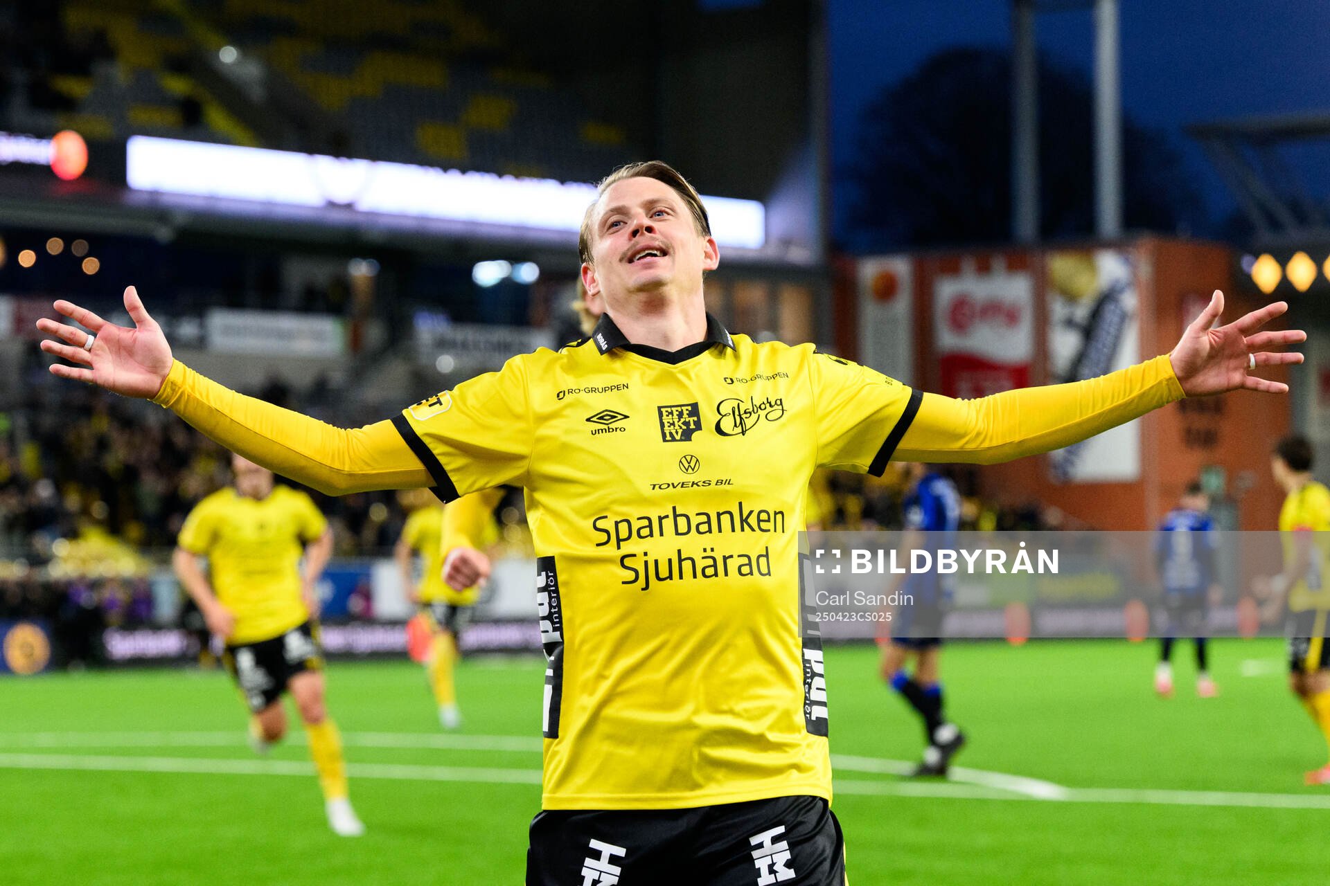Elfsborgs Simon Hedlund jublar
