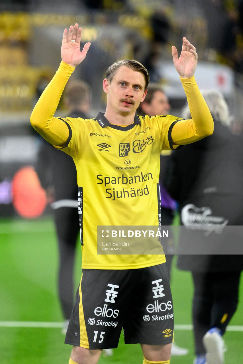 Elfsborgs Simon Hedlund jublar