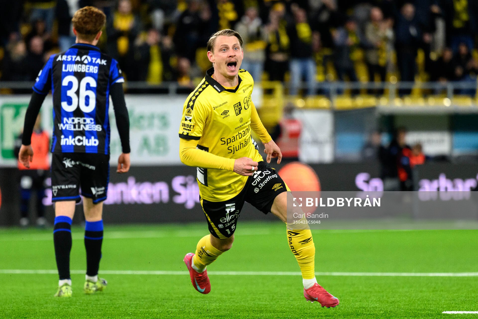 Elfsborgs Simon Hedlund jublar