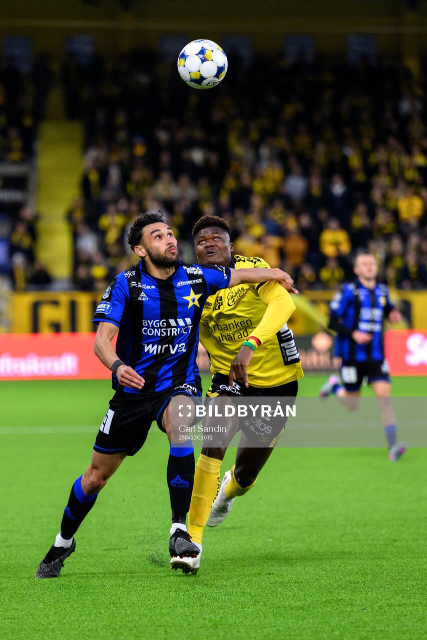 Sirius Joakim Persson och Elfsborgs Terry Yegbe