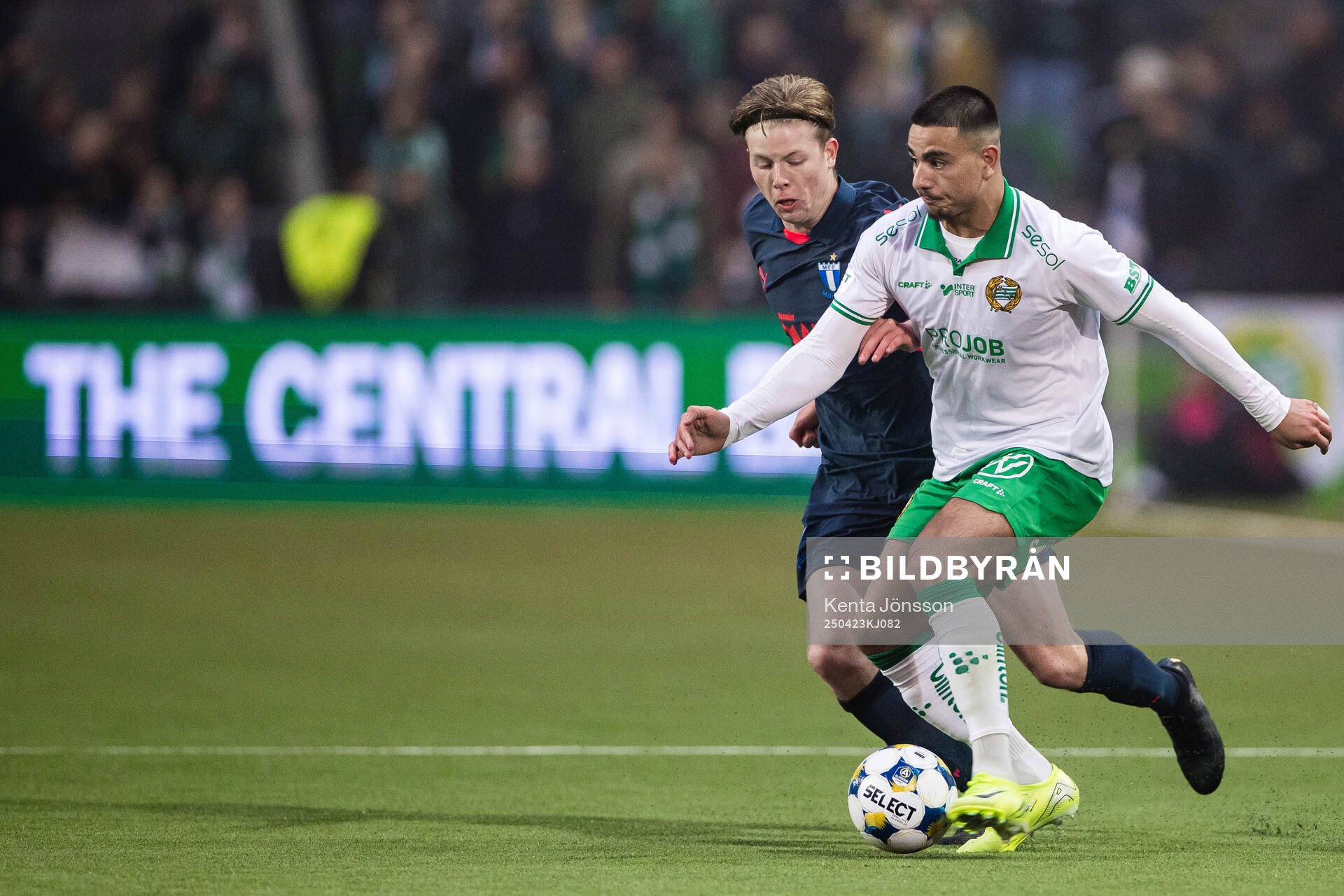 Malmö FFs Nils Zätterström och Hammarbys Jusef Erabi