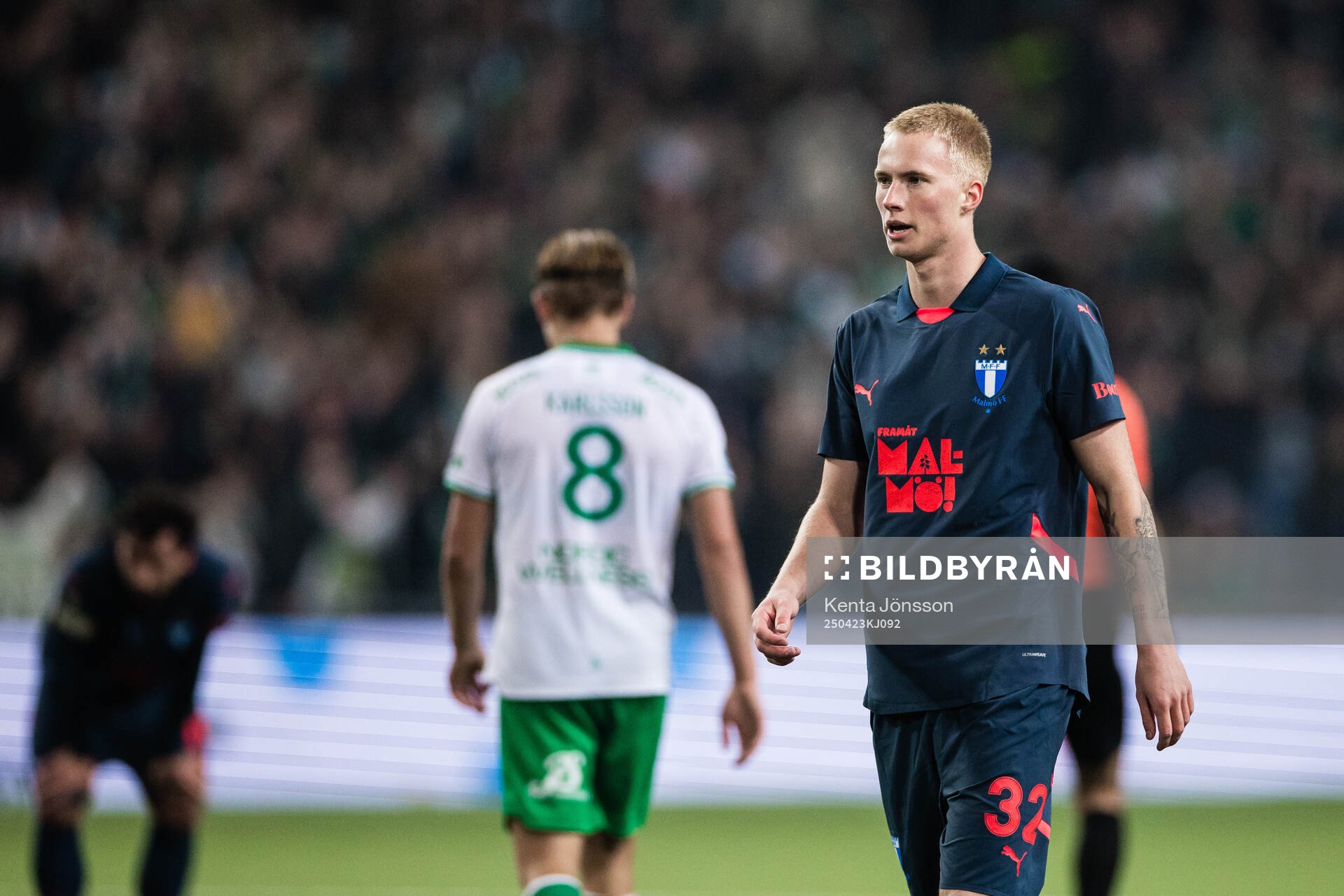 Malmö FFs Daniel Gudjohnsen deppar