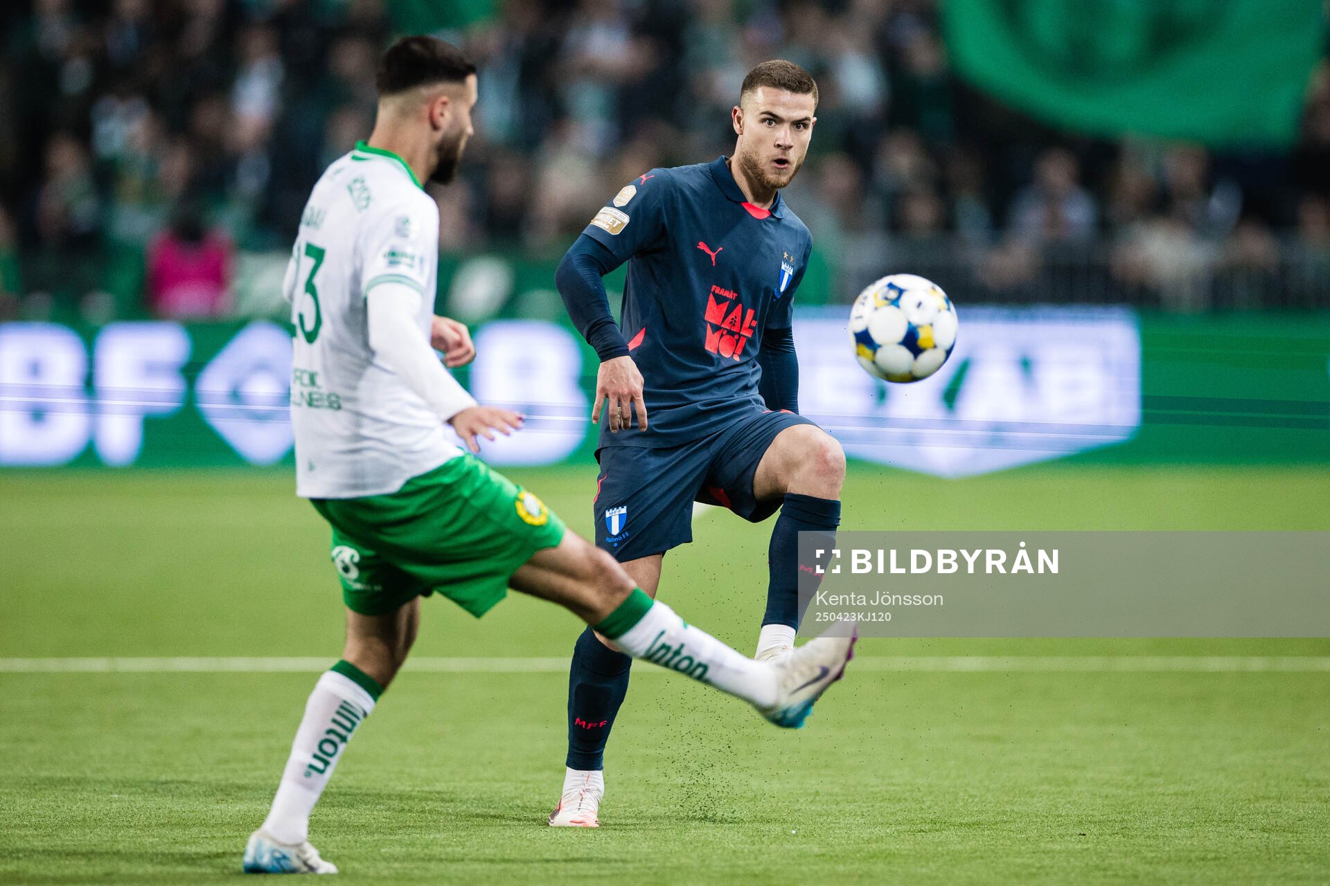 Hammarbys Abdelrahman Boudah Saidi och Malmö FFs Gabriel