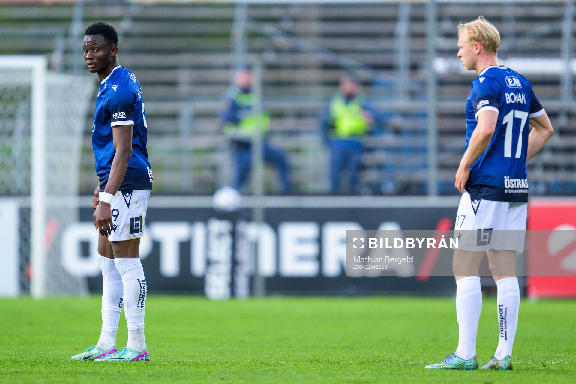Halmstads Yannick Agnero och André Boman deppar