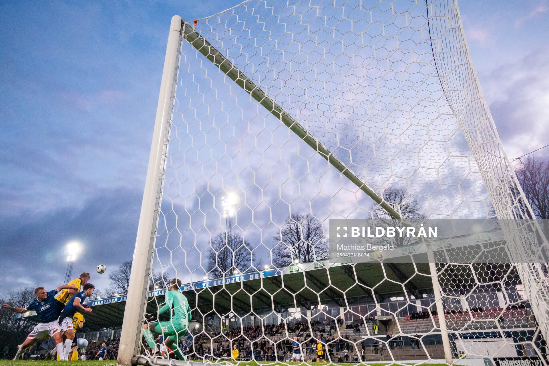 Mjällbys Herman Johansson gör 1-3