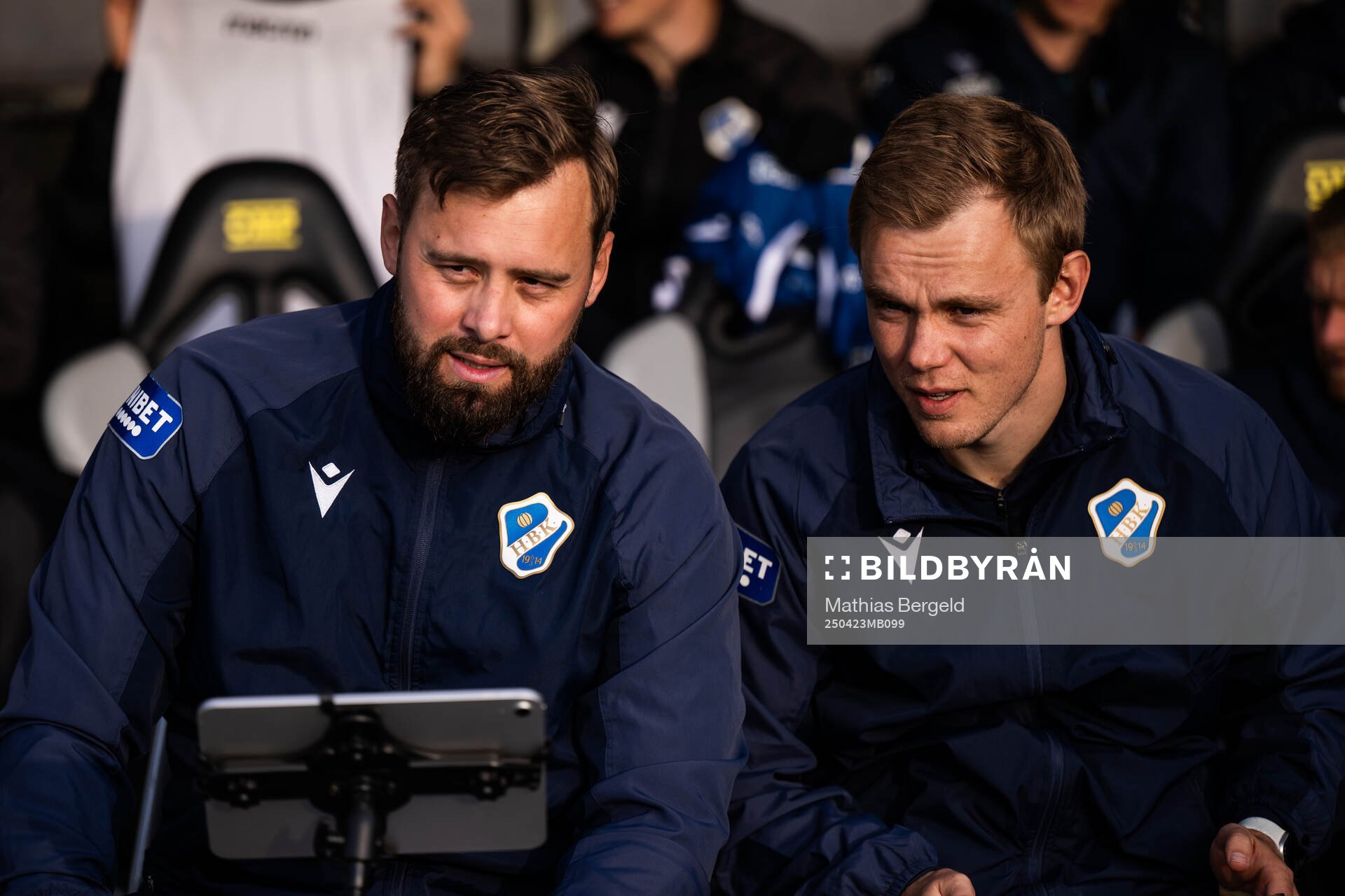 Halmstads assisterande tränare Adam Larsson och