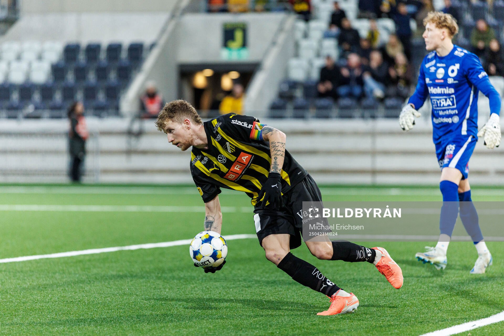 Häckens Simon Gustafson jublar