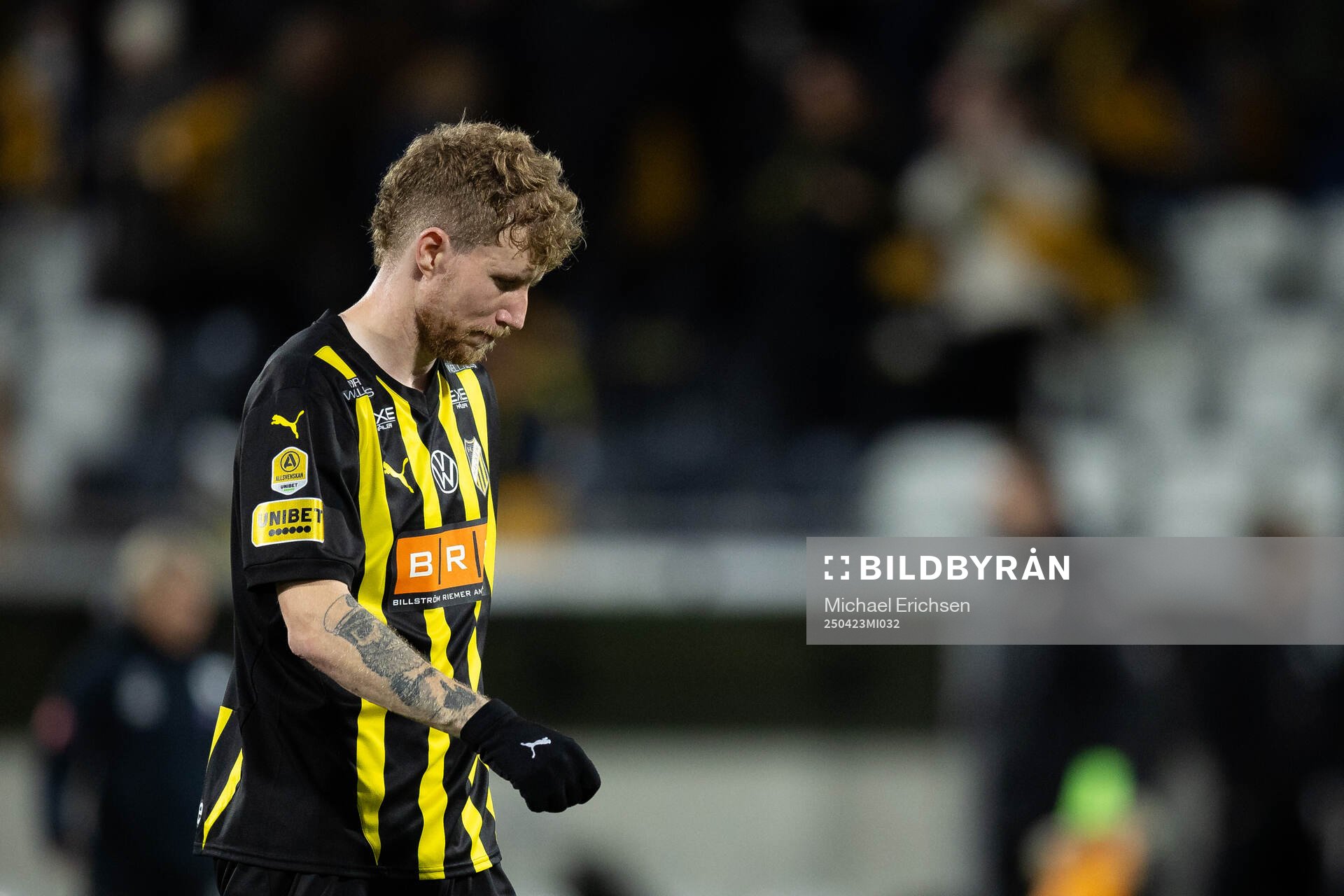 Häckens Simon Gustafson deppar