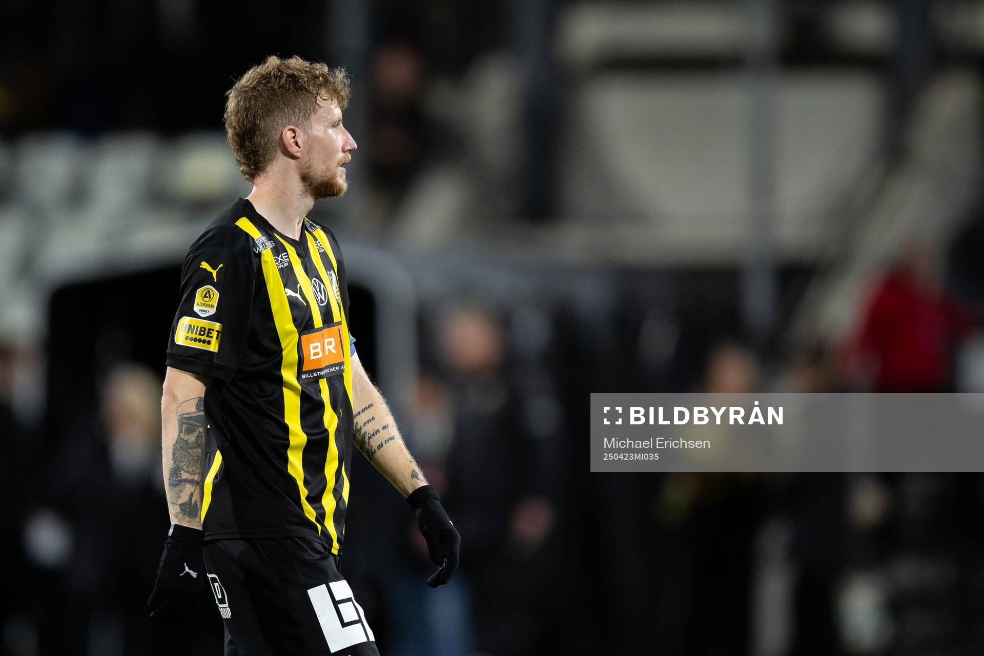 Häckens Simon Gustafson deppar