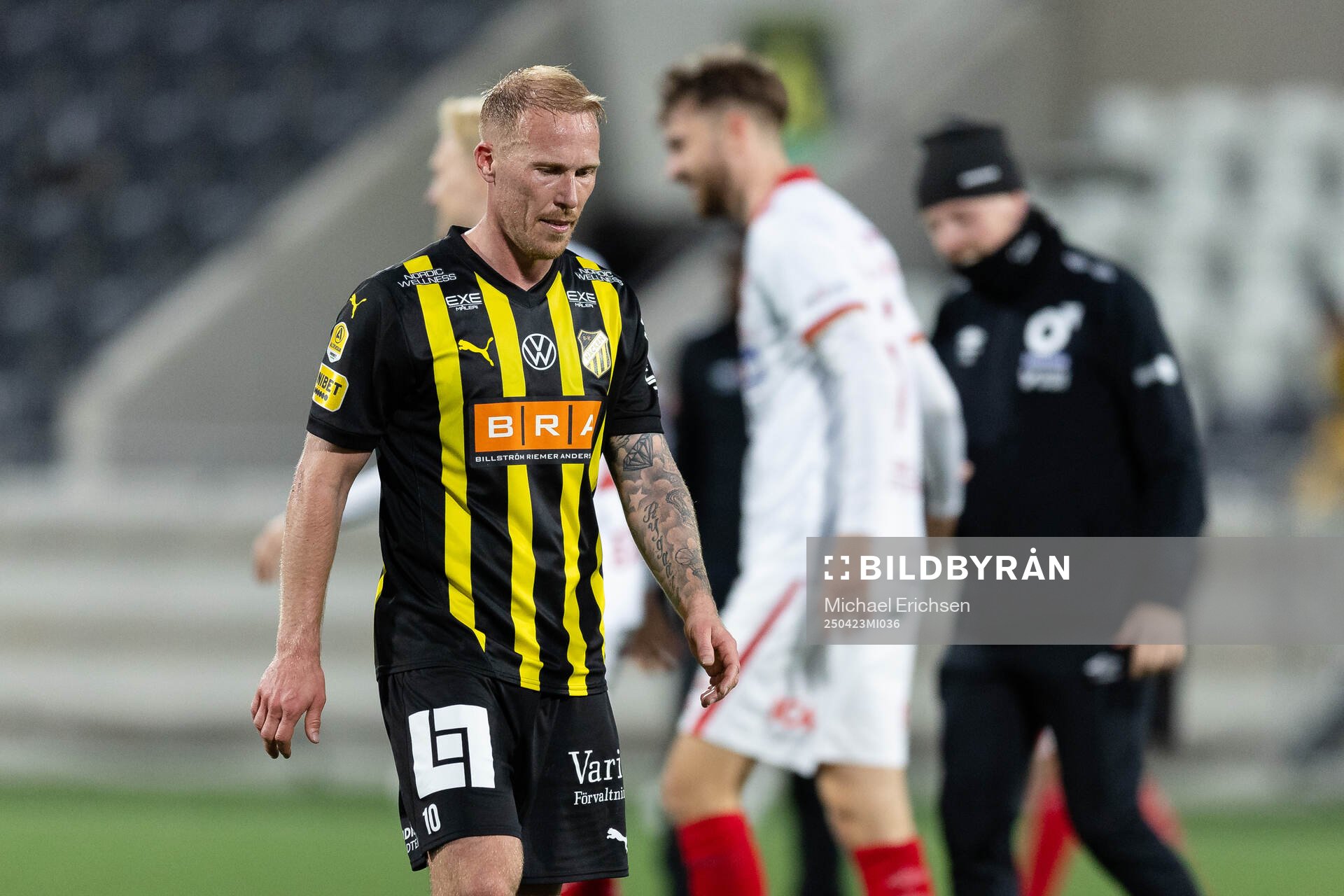 Häckens Mikkel Rygaard Jensen deppar