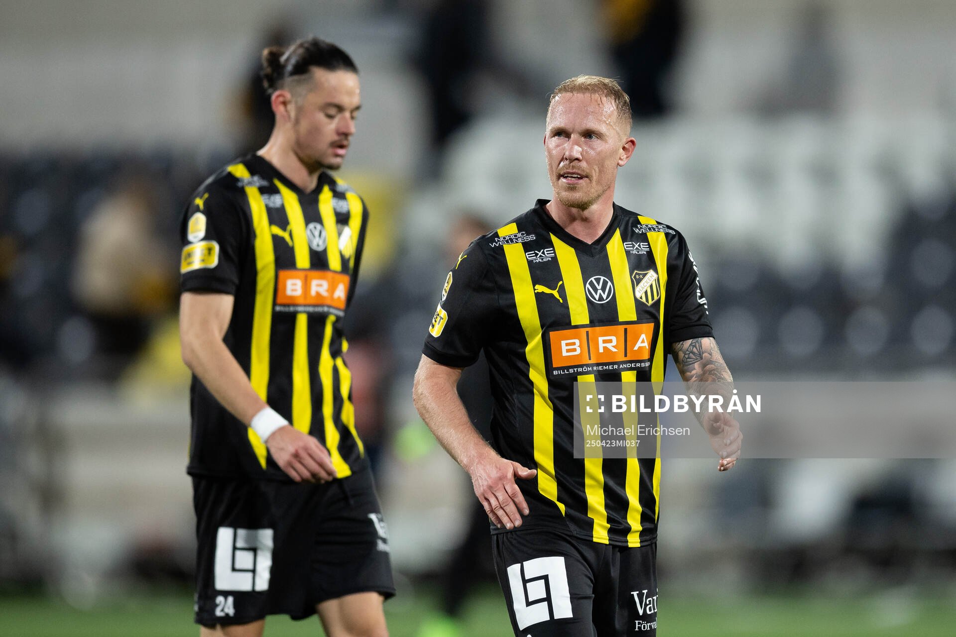 Häckens Amor Layouni och Mikkel Rygaard Jensen deppar