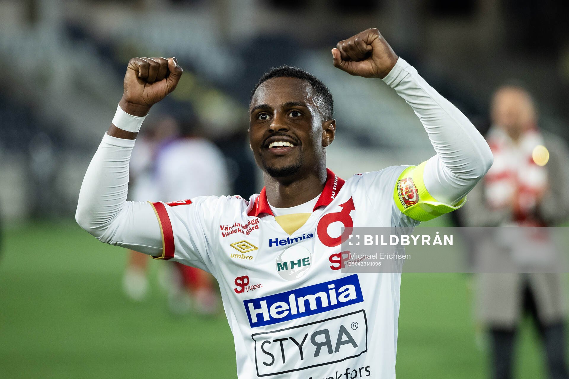 Degerfors Nahom Netabay jublar